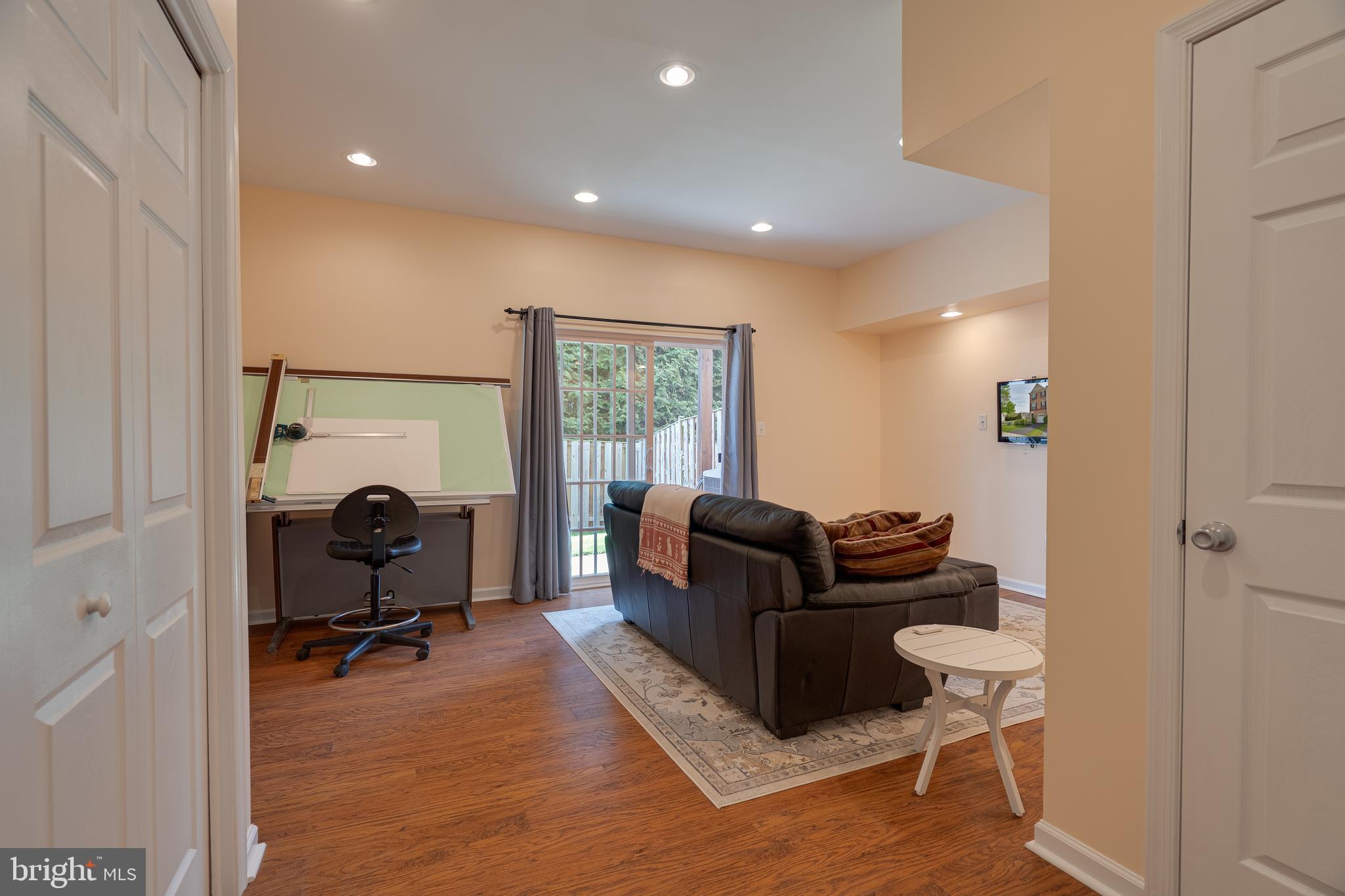 MARTINSBURG STATION - Residential