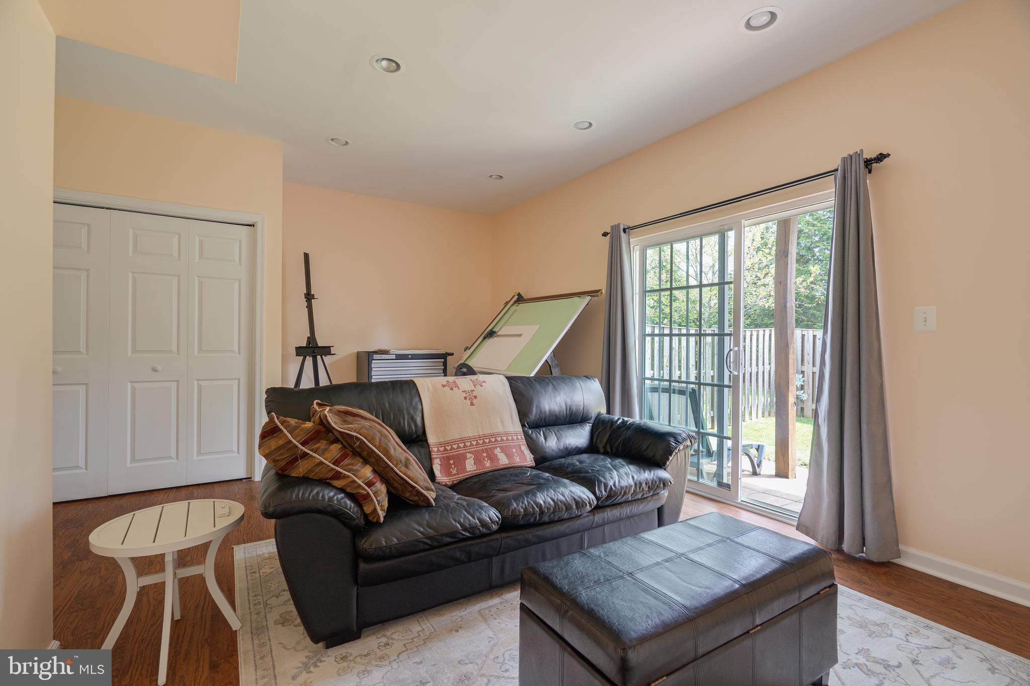 MARTINSBURG STATION - Residential