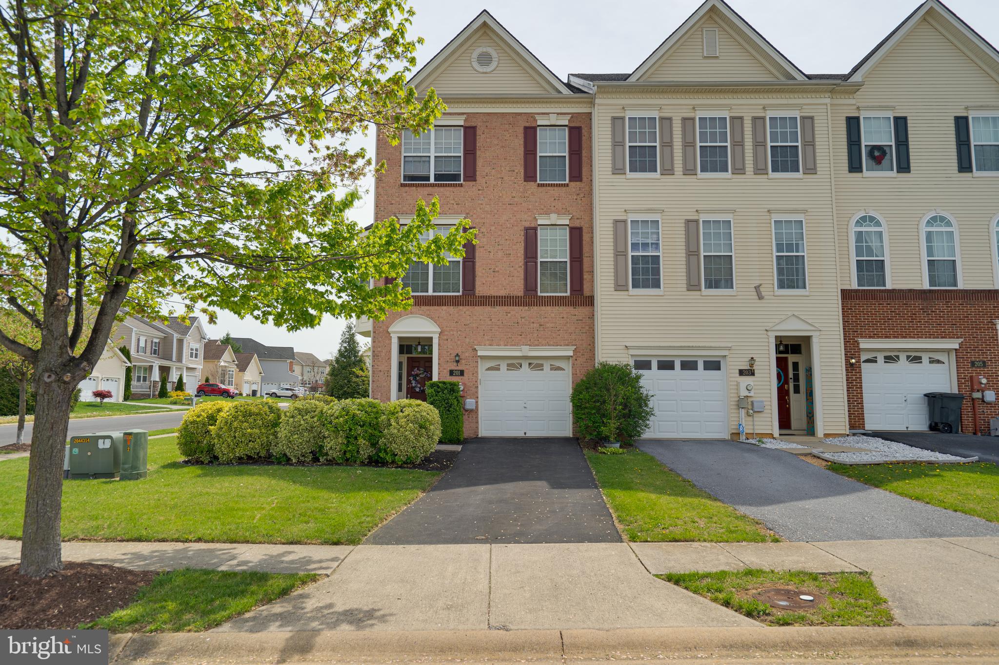 *****ATTENTION *****ALL OFFERS FOR CONSIDERATION DUE IN BY 9PM MONDAY 5/5/2025*****
Welcome Home!
Don't miss out on this opportunity to own this meticulously kept and maintained Luxury End Unit Brick Townhome built by Toll Brothers. This home has many of the builder upgrades not found in new homes today. Central Vacuum, Bump outs, Granite counter tops, Hardwood floors and 9ft ceilings on all 3 finished levels are just some of the wonderful characteristics of this home. The owner has added personal touches in beautiful lighting fixtures, custom shelving and storage in the master walk in closet. New hot water heater and water filtration system in 2022. Radon mitigation complete in 2021.
Doesn't this townhome sound absolutely delightful—luxurious details paired with practical upgrades. Granite countertops, hardwood floors, and 9-foot ceilings across three finished levels are impressive.
Let's not forget that fenced-in backyard with established trees for privacy! The deck off of the kitchen is the perfect space for entertaining your guests. A cozy, relaxing retreat!
Not to mention the amenities in the community—walking trails, dog parks, and a clubhouse with a pool, all surrounded by stunning mountain views. It seems like the perfect mix of sophistication and natural beauty. Located in the desirable community of Martinsburg Station and snuggled into a location with no through traffic adding to the peace and tranquility of the beautiful setting.
Come see what 201 Lewisburg Lane has to offer. This home won't last long!