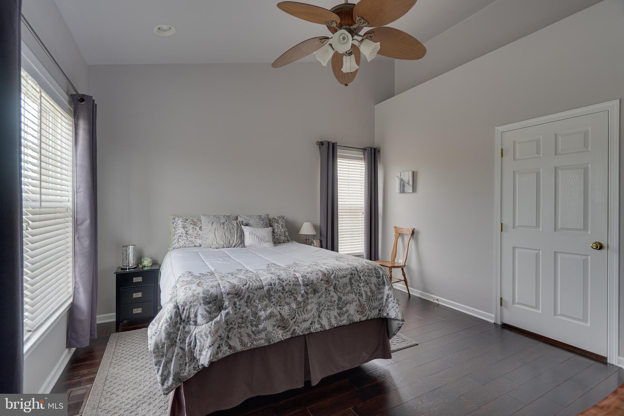 MARTINSBURG STATION - Residential