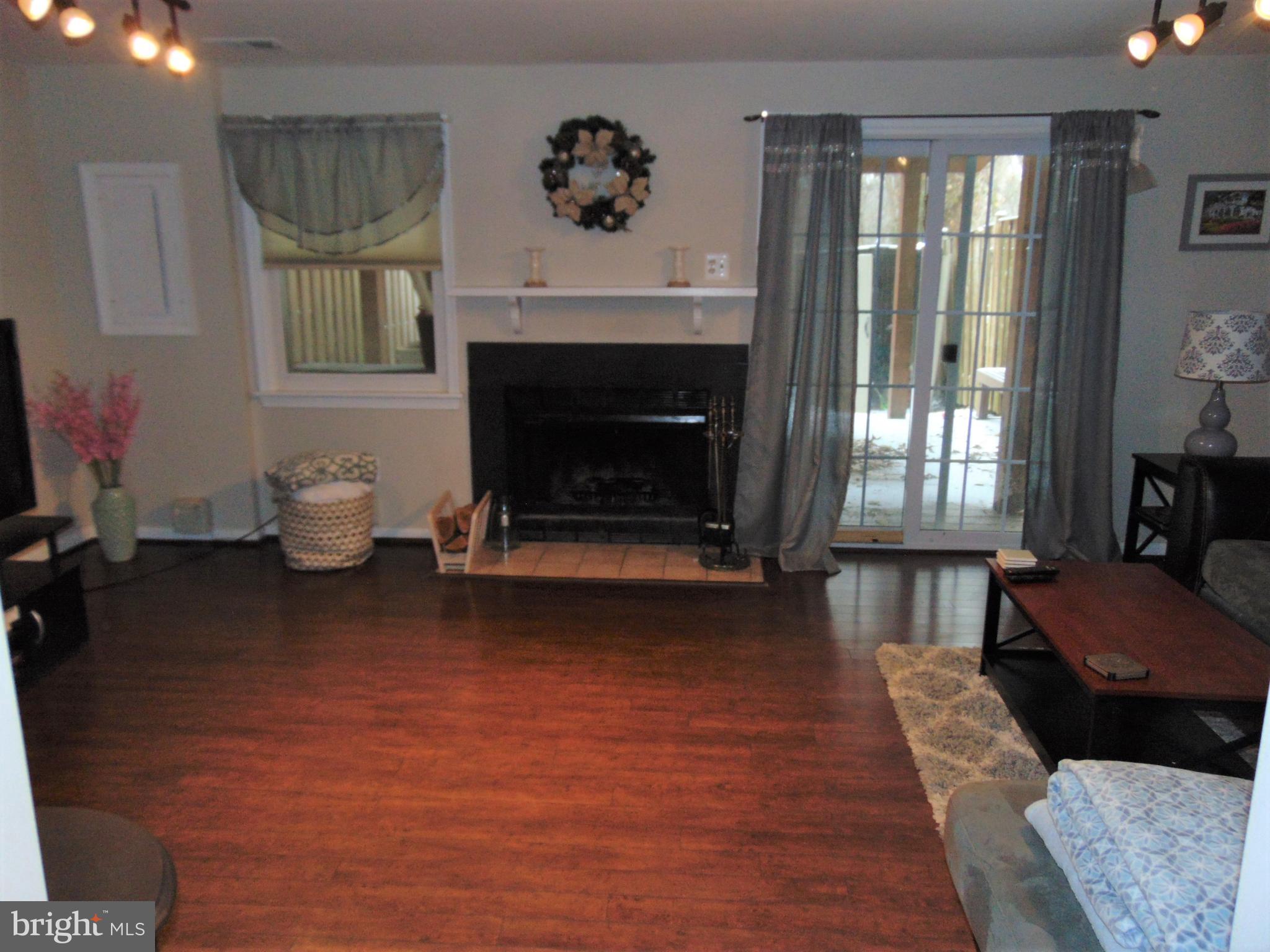 AMBERLEIGH - Residential Lease