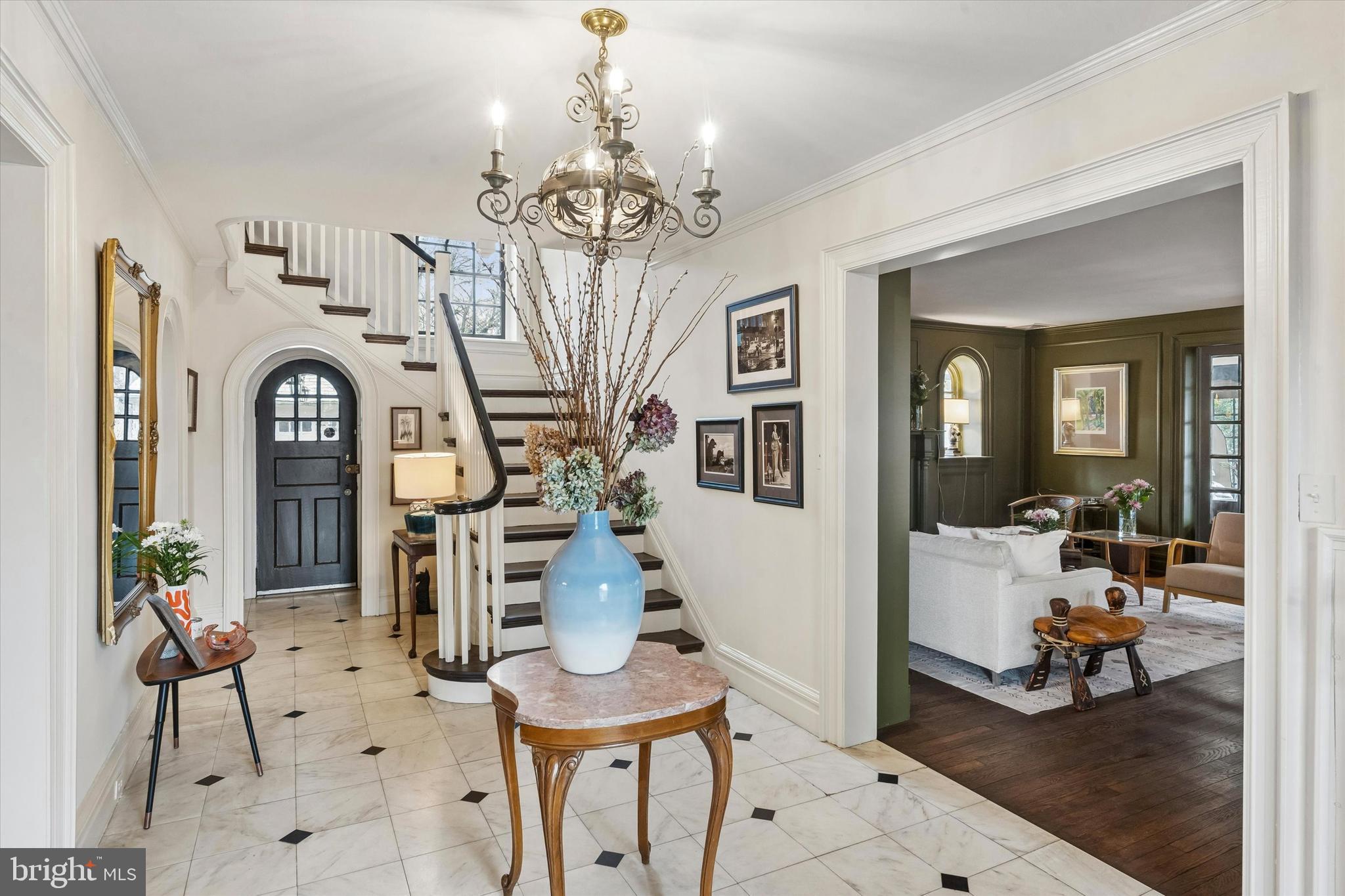 2291 BRYN MAWR AVENUE