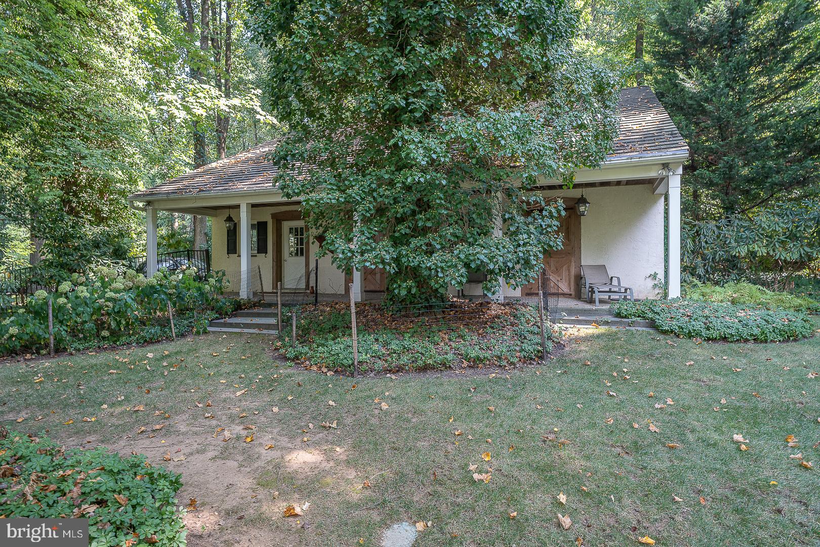 RADNOR HUNT - Residential