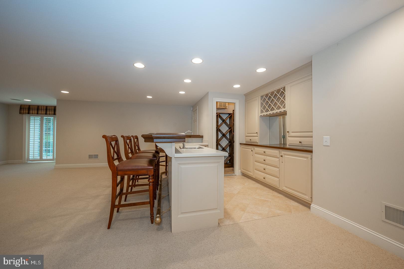 RADNOR HUNT - Residential