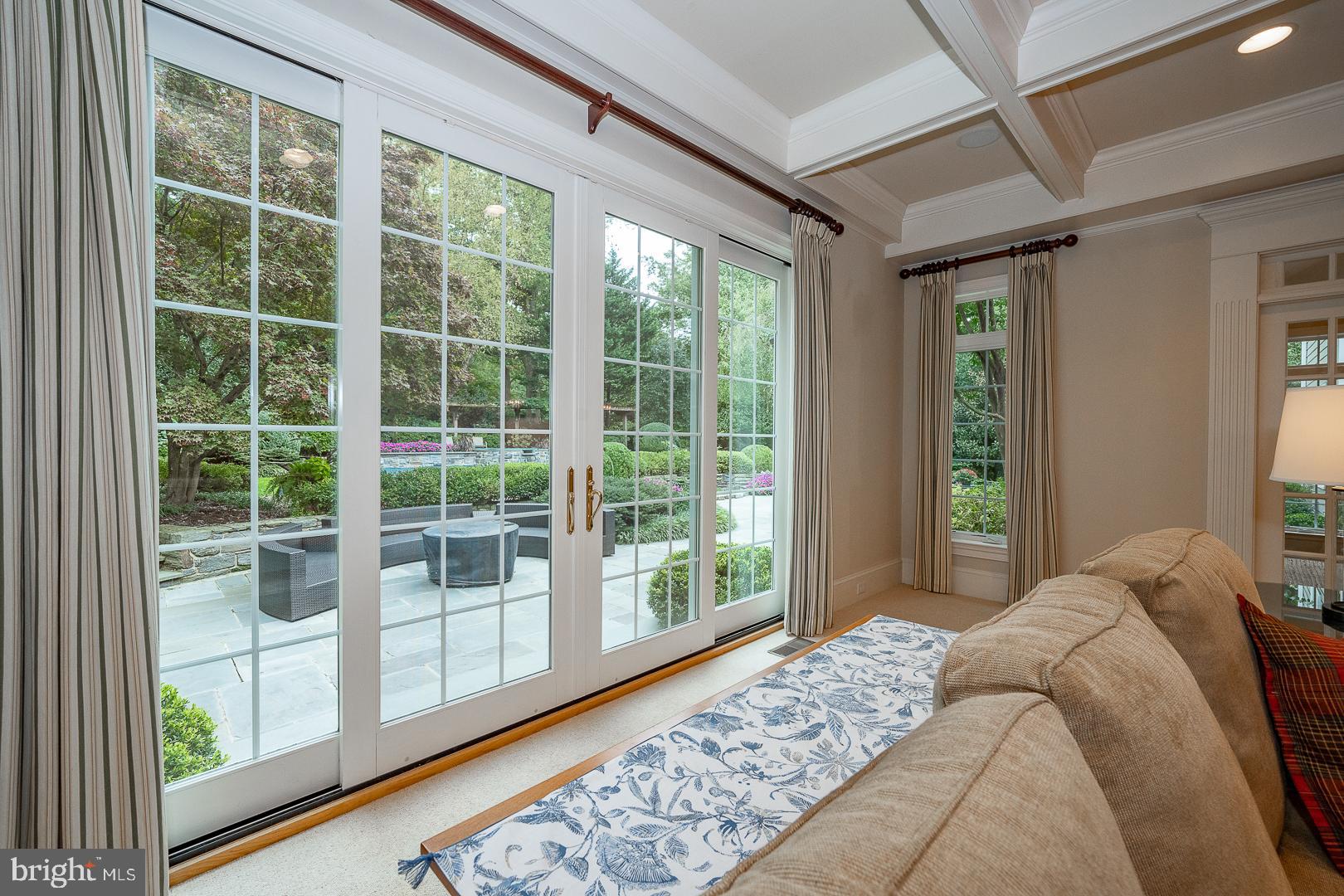 RADNOR HUNT - Residential