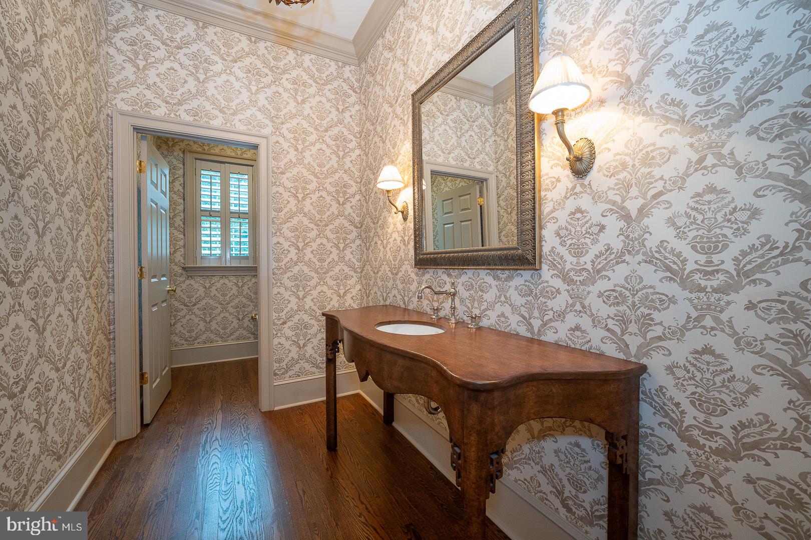 RADNOR HUNT - Residential