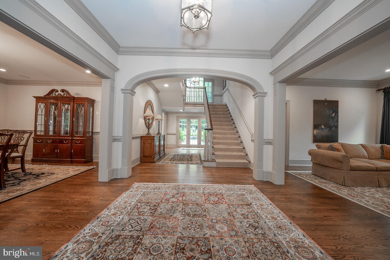 RADNOR HUNT - Residential