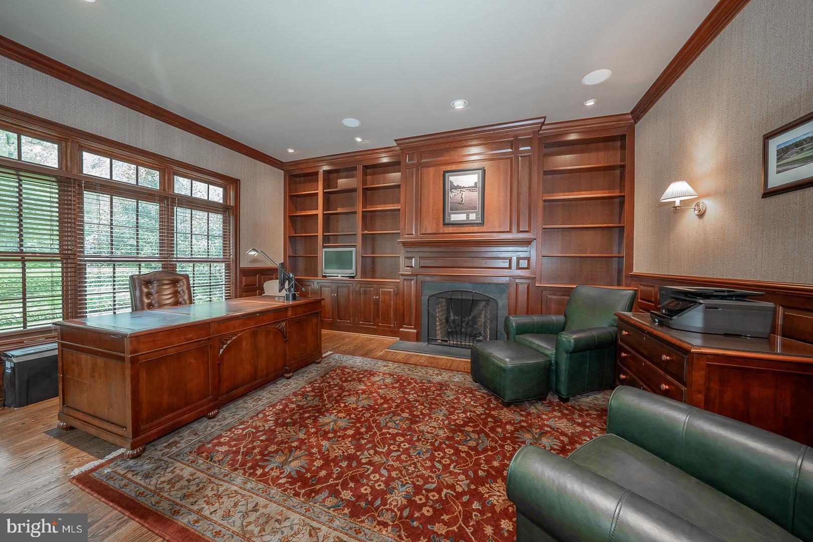 RADNOR HUNT - Residential