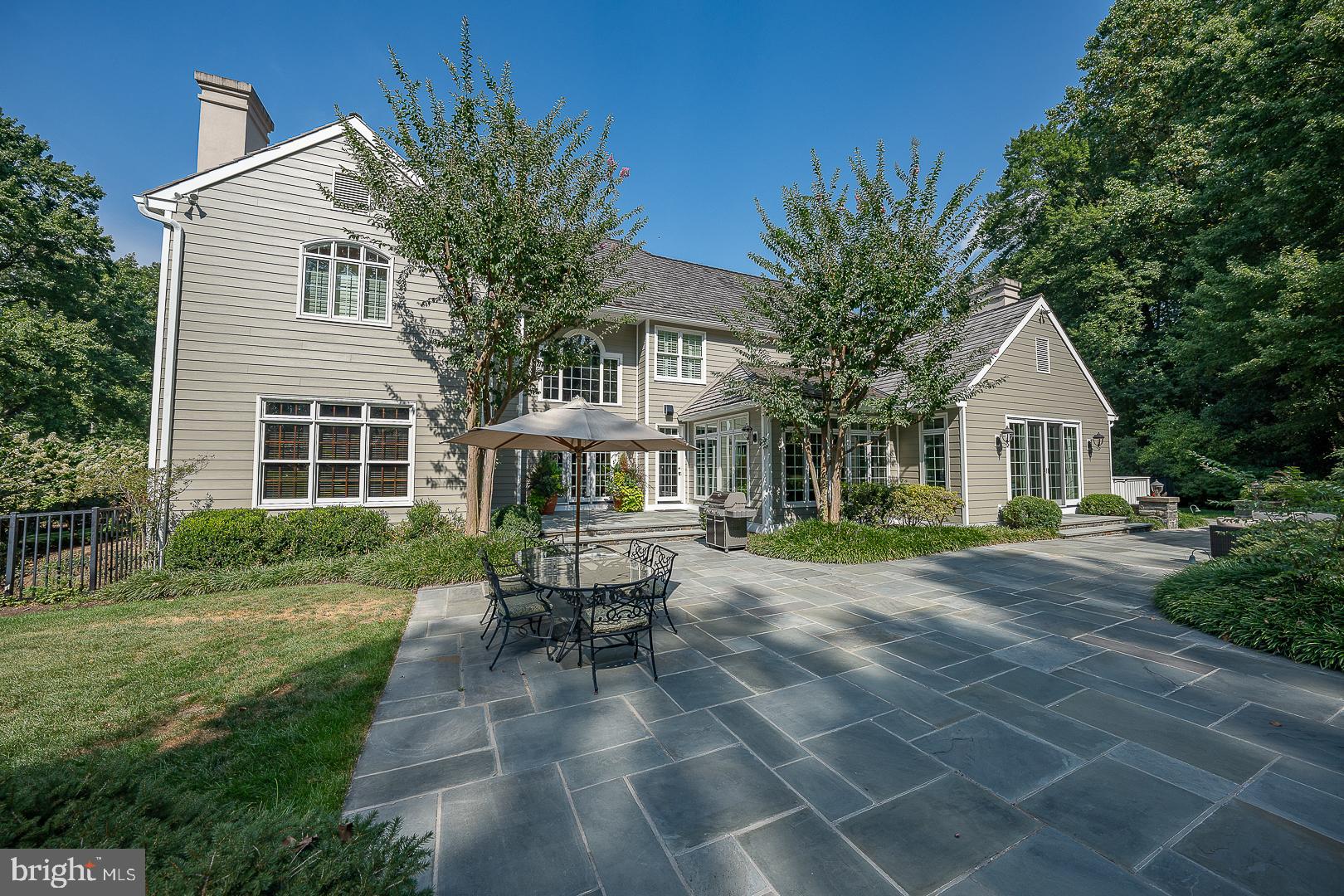 RADNOR HUNT - Residential