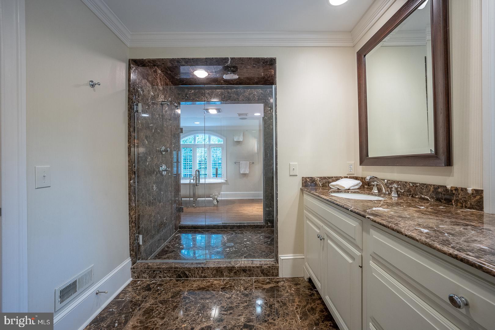 RADNOR HUNT - Residential