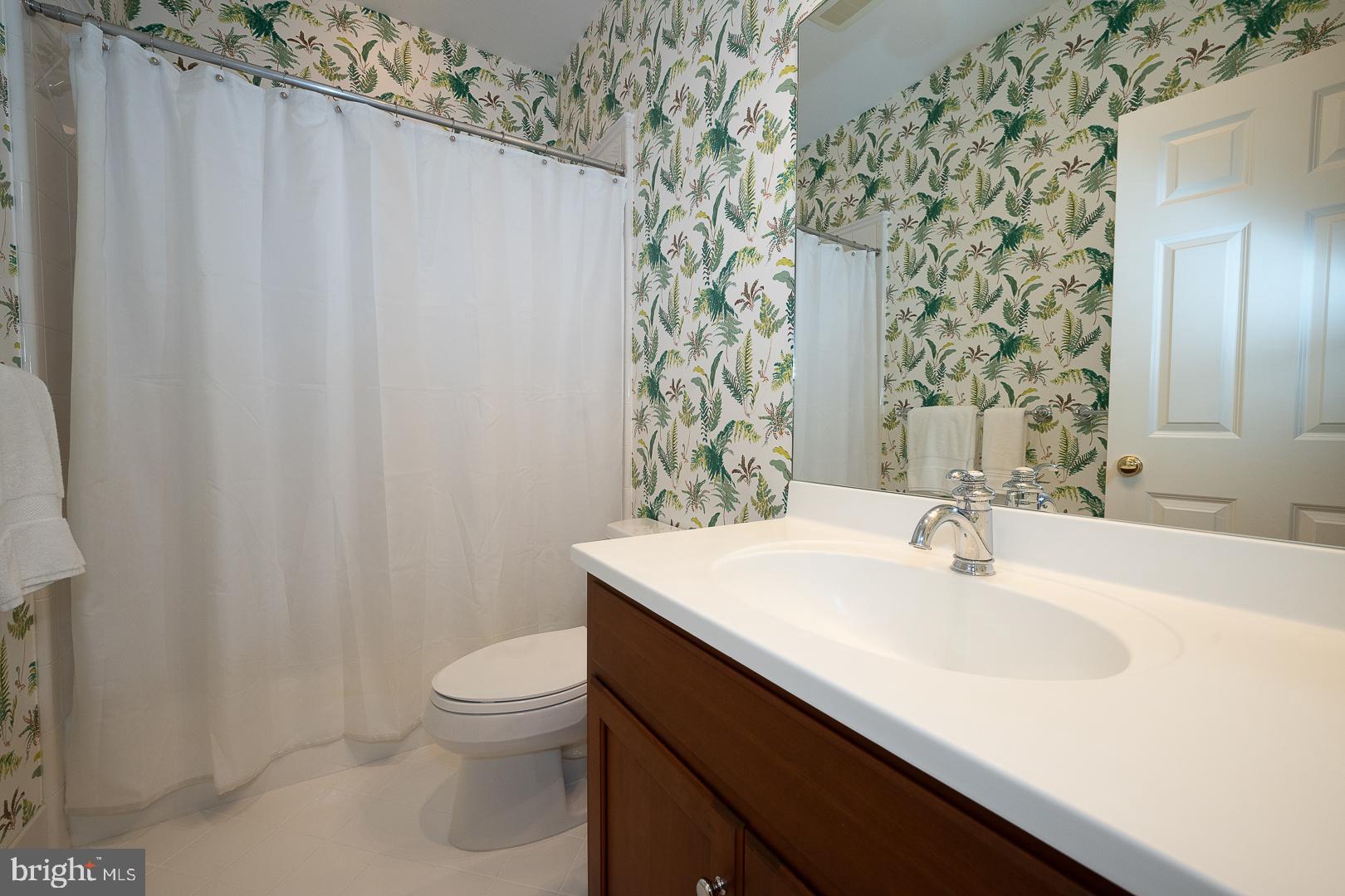 RADNOR HUNT - Residential