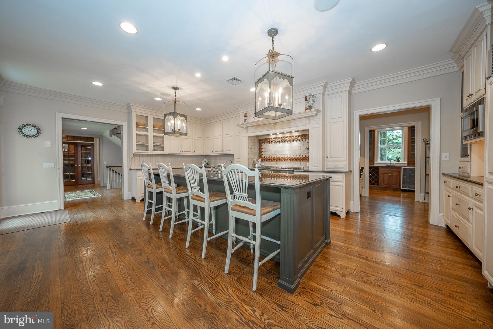 RADNOR HUNT - Residential