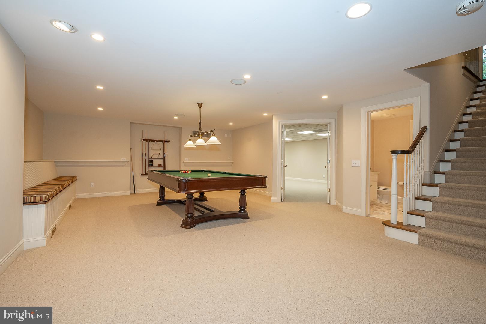 RADNOR HUNT - Residential