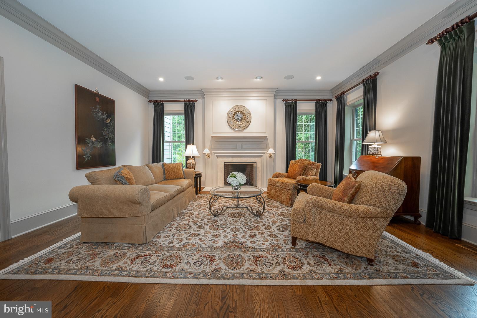 RADNOR HUNT - Residential