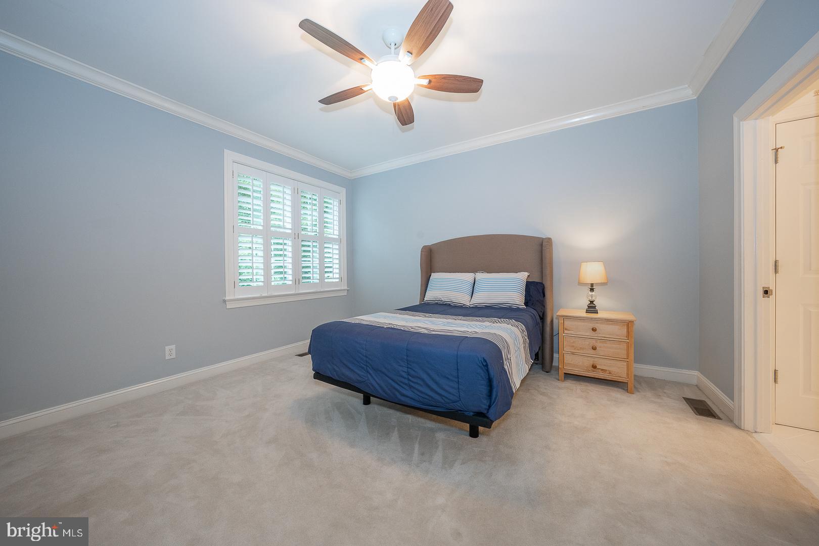 RADNOR HUNT - Residential