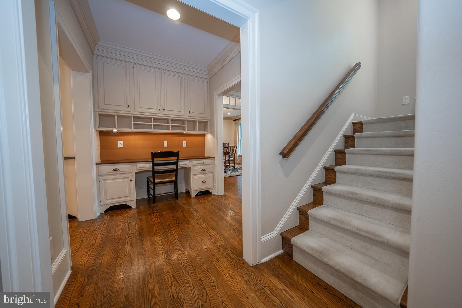 RADNOR HUNT - Residential