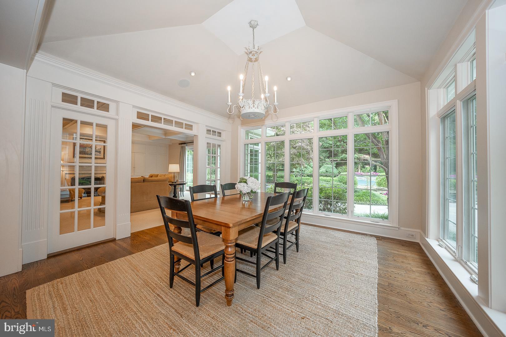 RADNOR HUNT - Residential