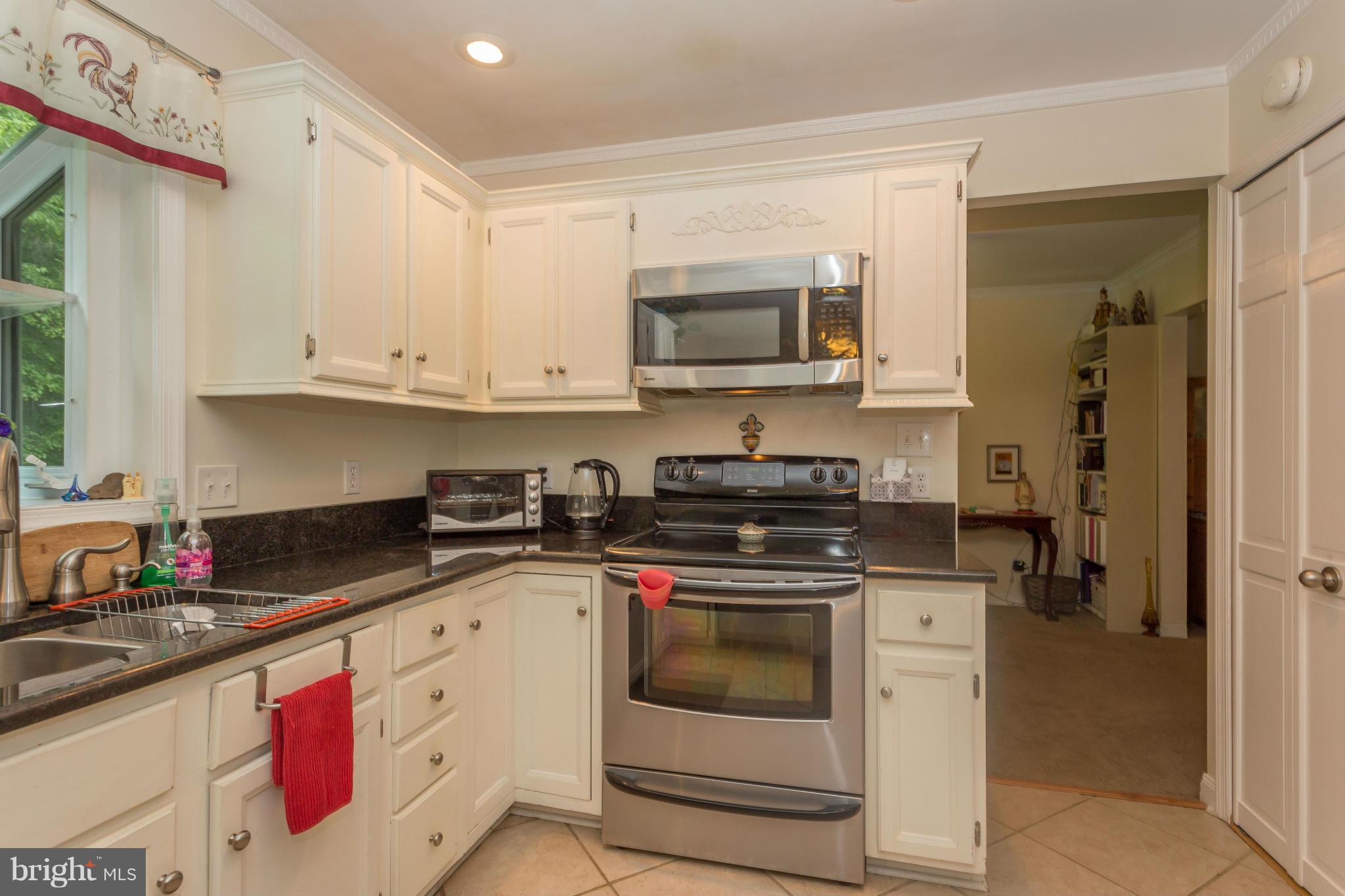 SHADOW WOODS - Residential