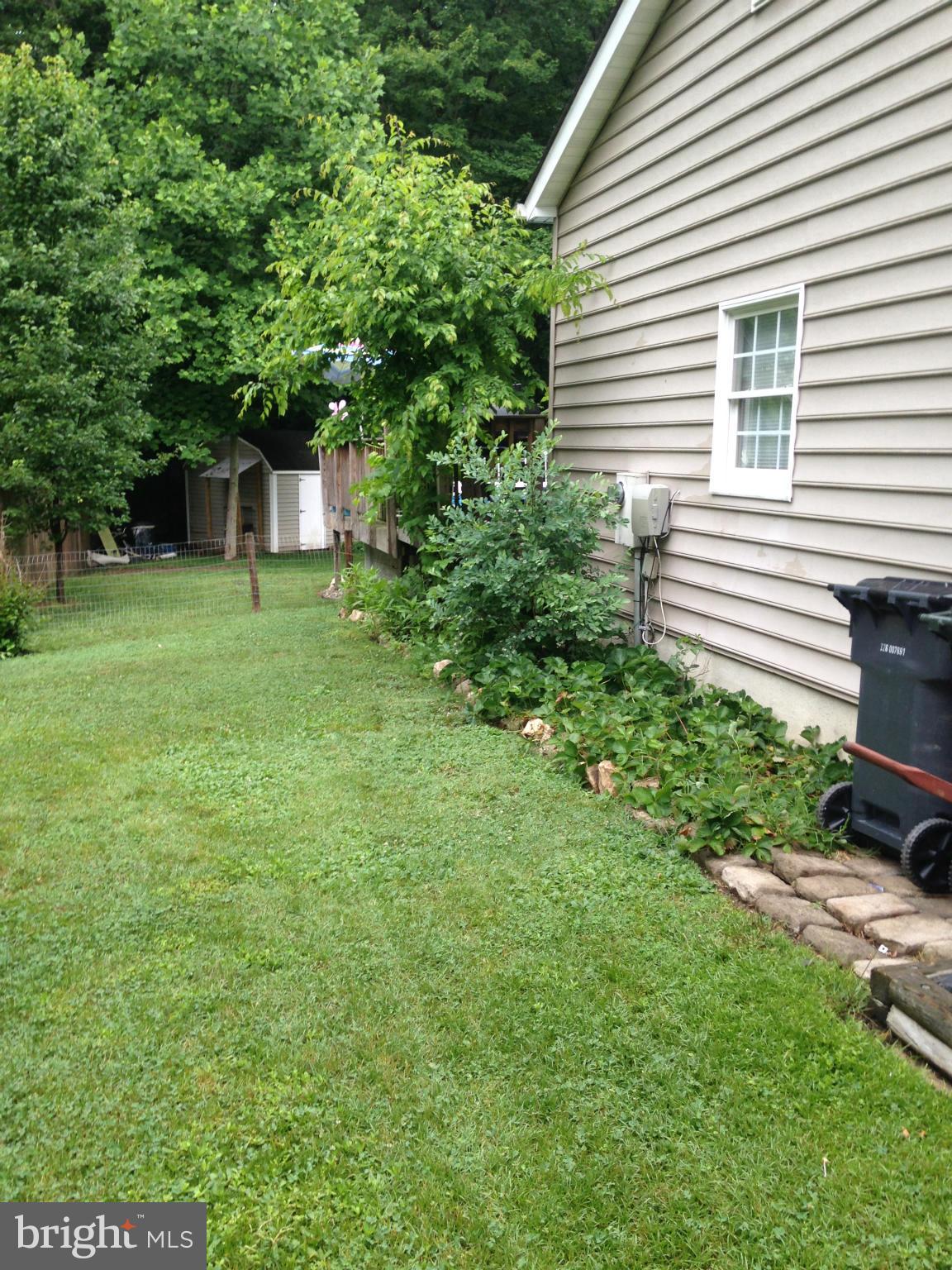 SHADOW WOODS - Residential