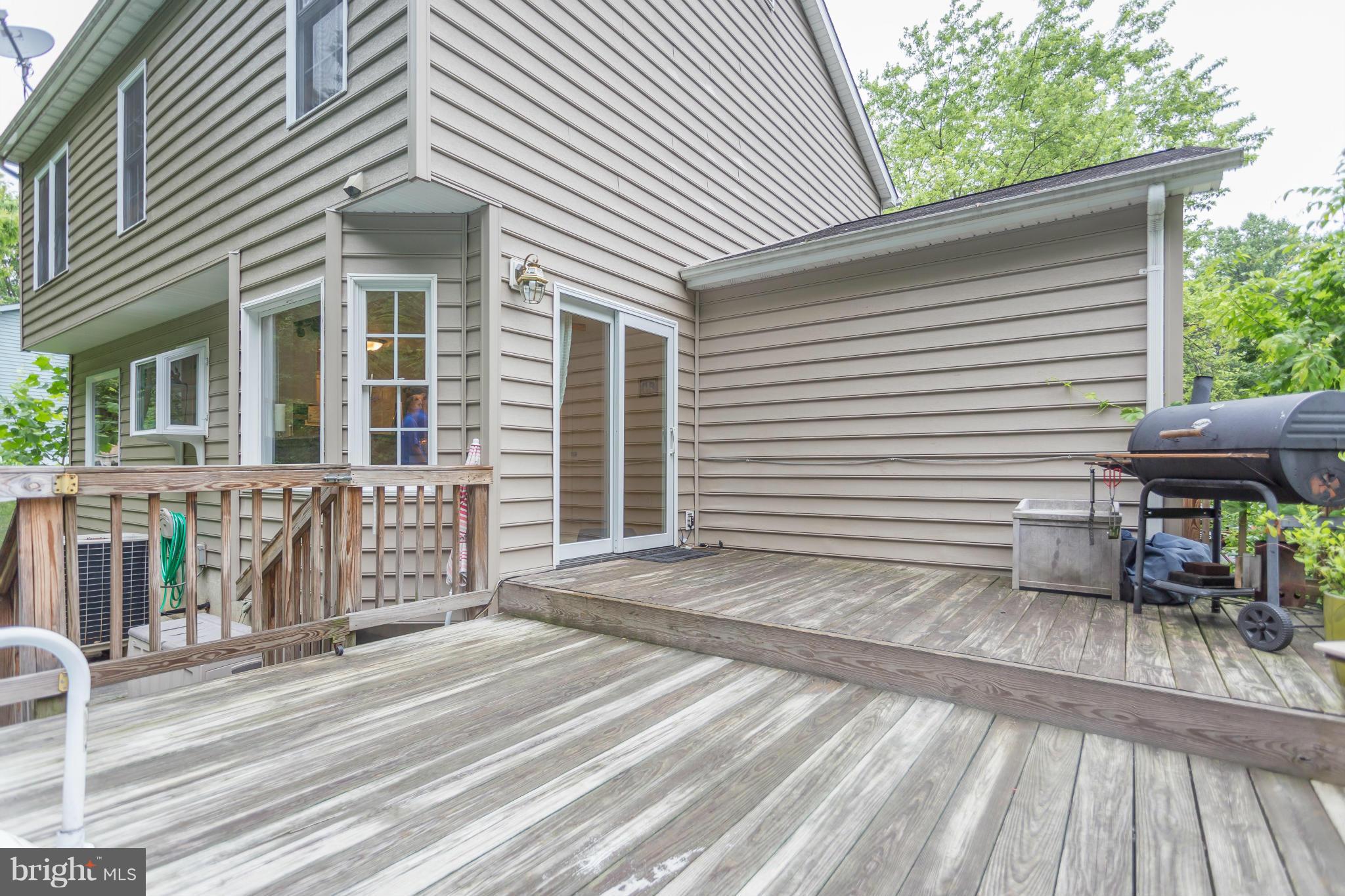 SHADOW WOODS - Residential