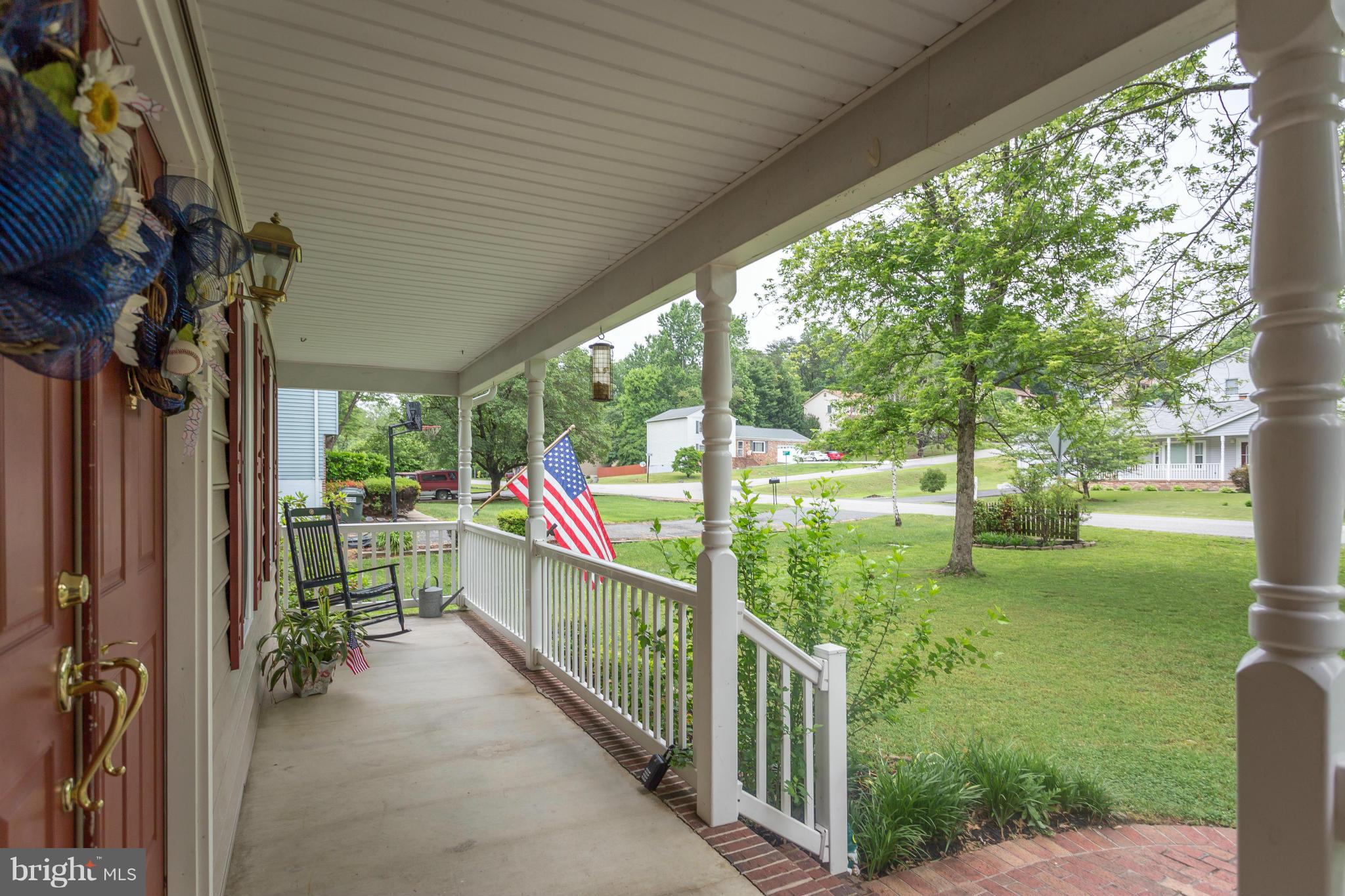 SHADOW WOODS - Residential