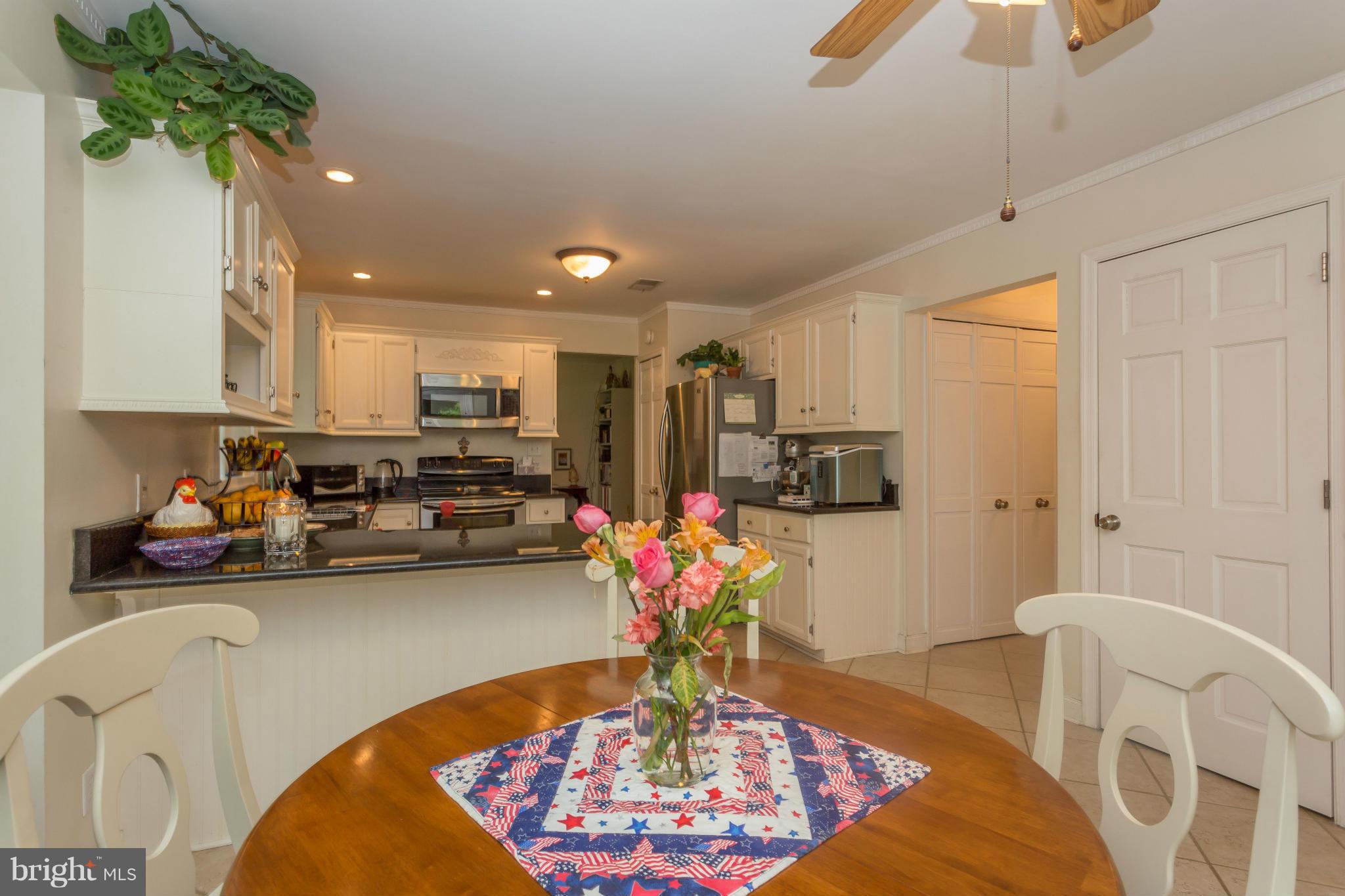 SHADOW WOODS - Residential