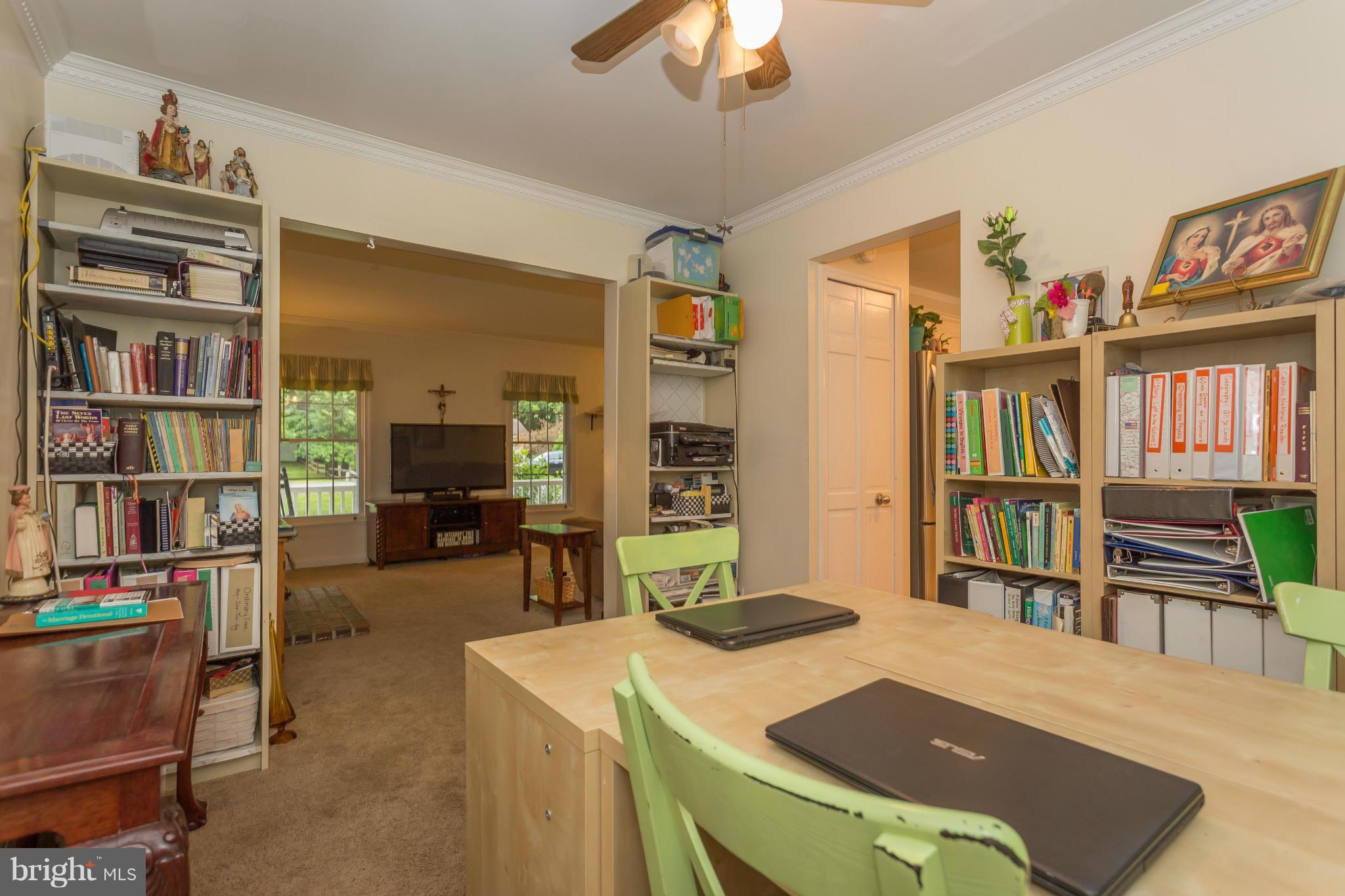 SHADOW WOODS - Residential