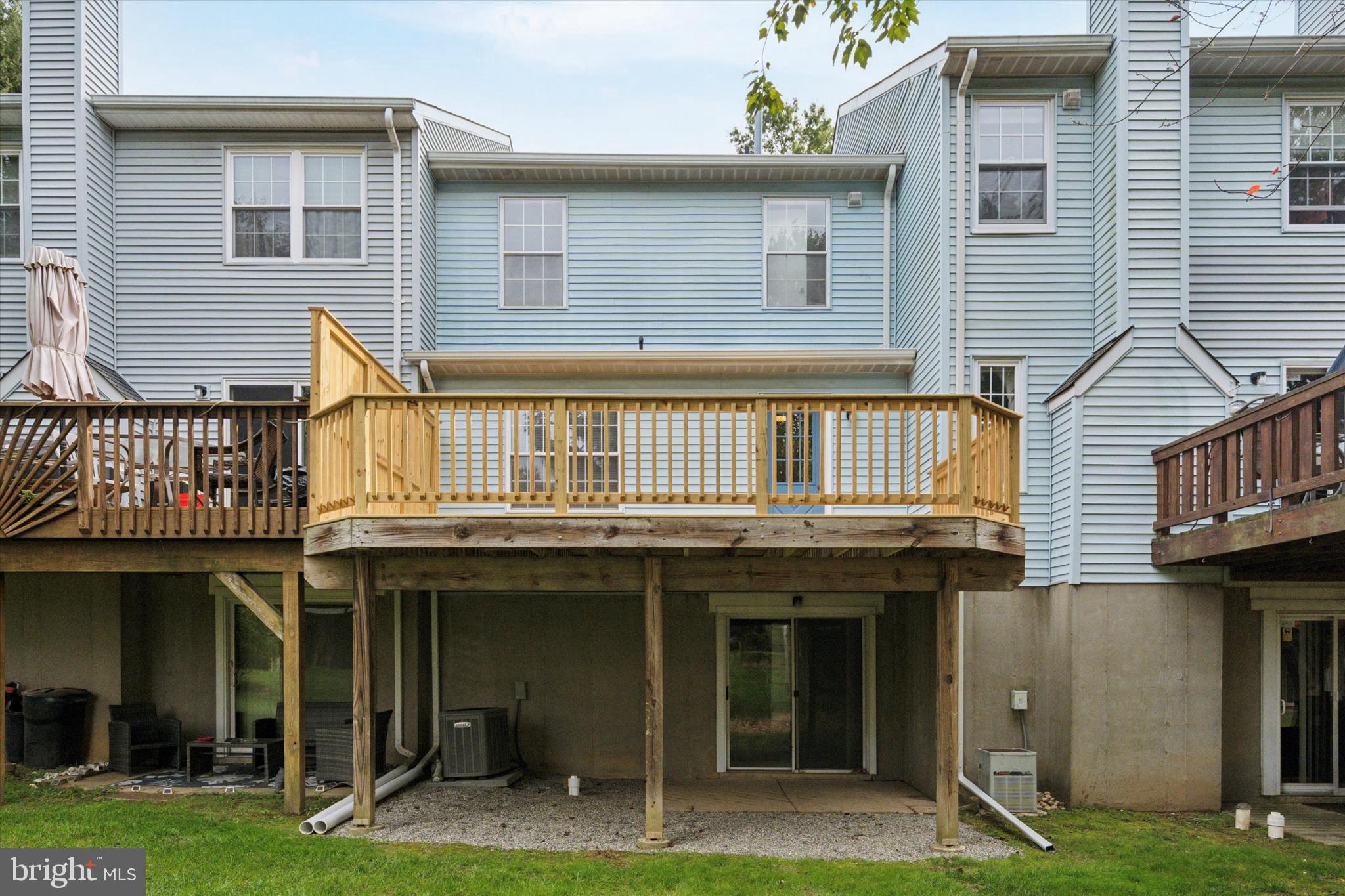 OXFORD CROSSING - Residential