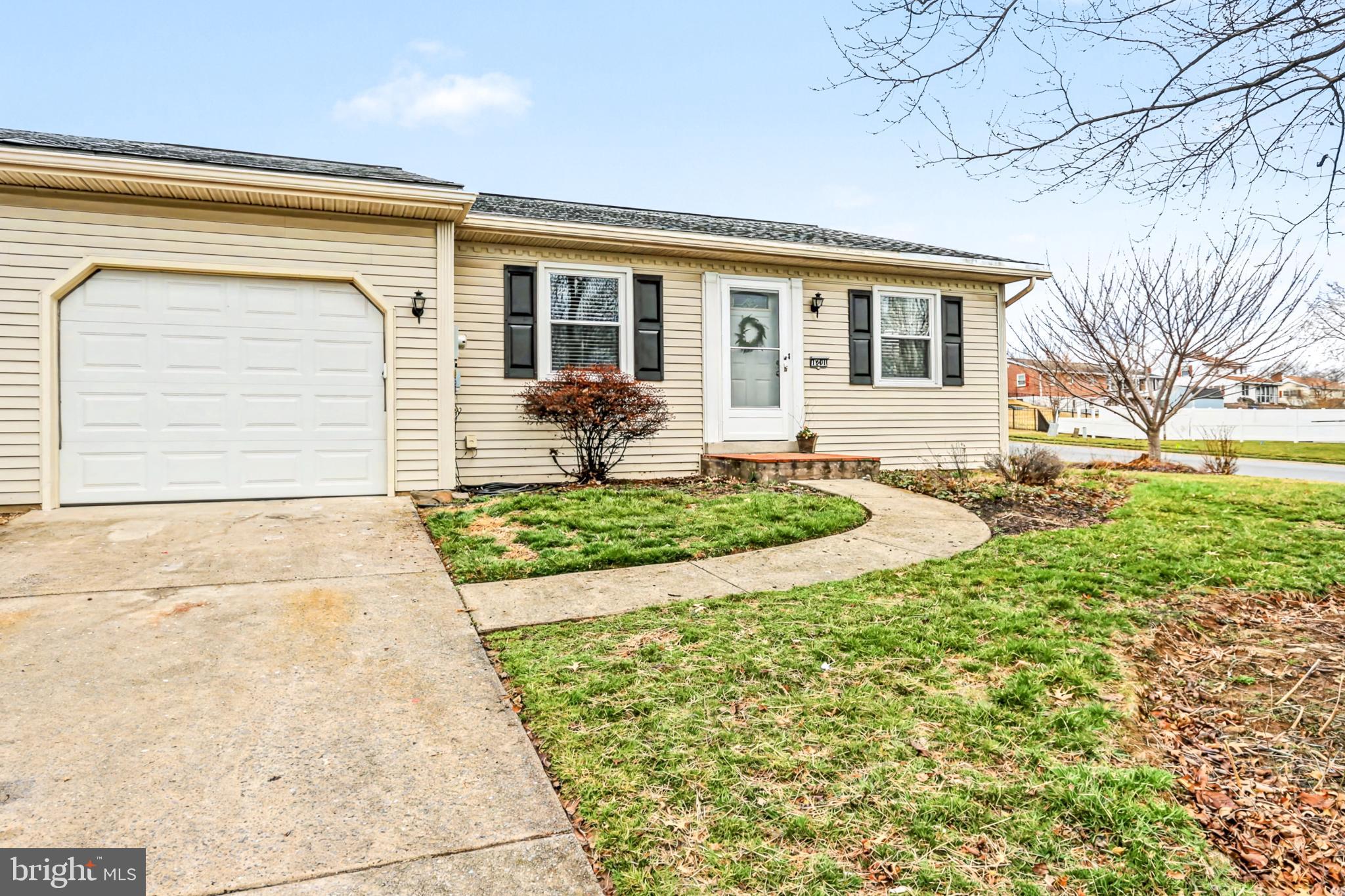 ROSEDALE - Residential