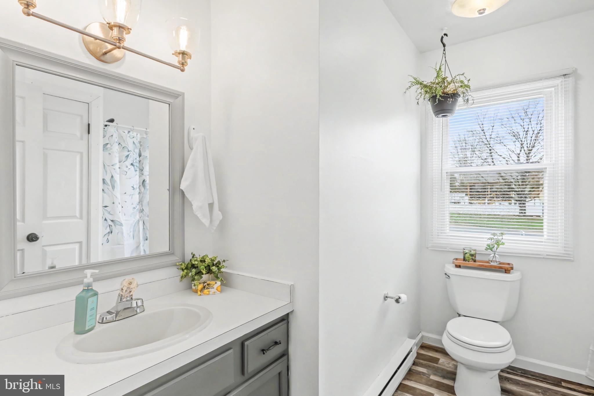 ROSEDALE - Residential