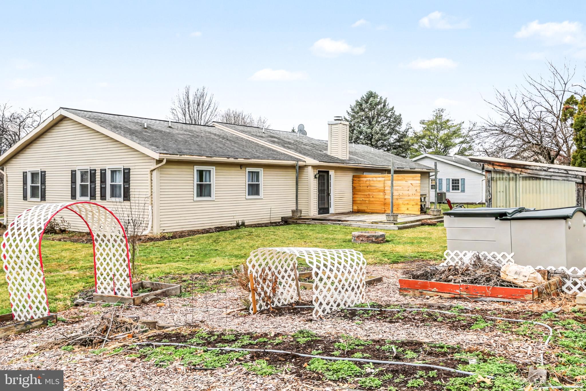 ROSEDALE - Residential