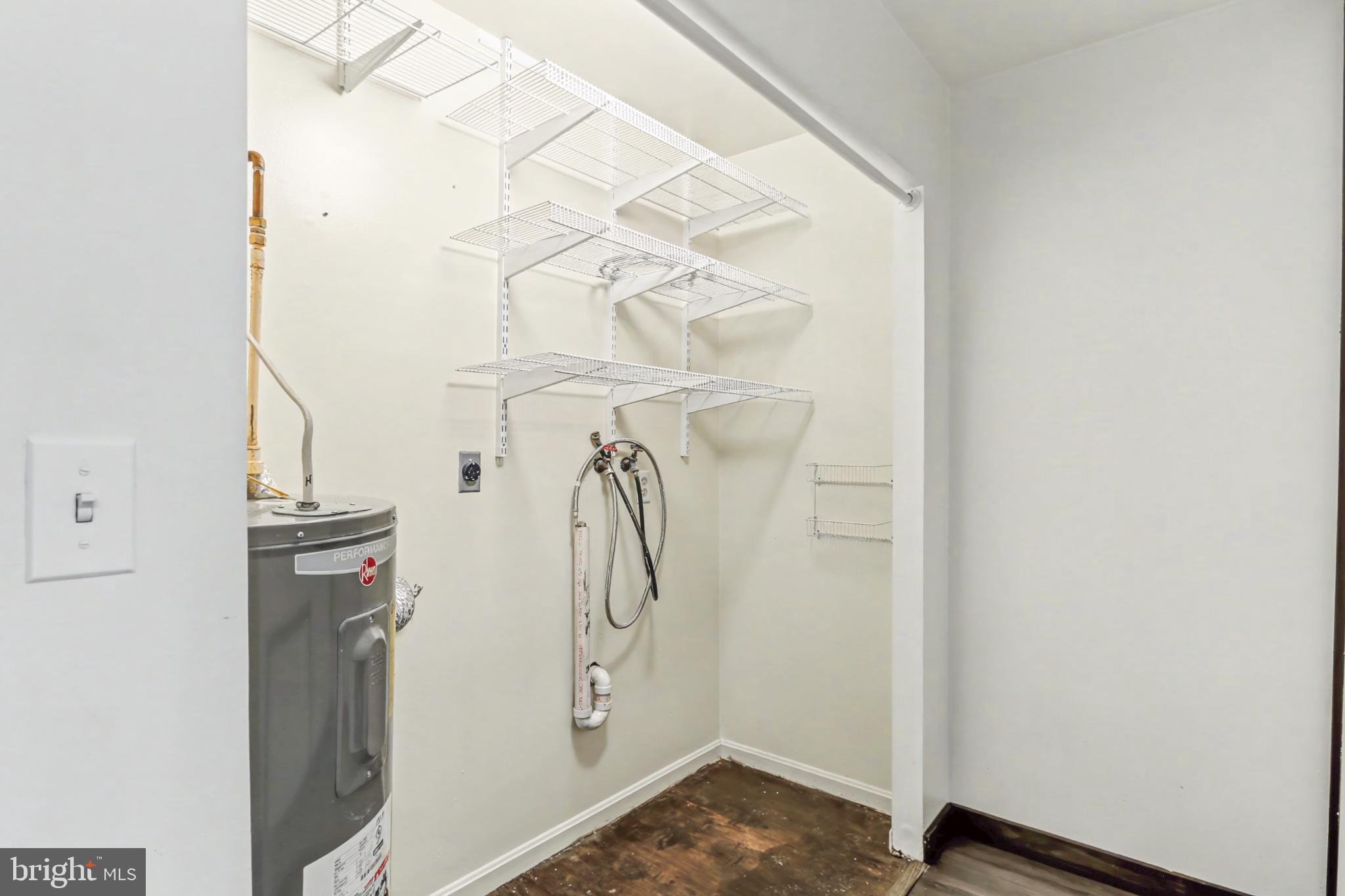 ROSEDALE - Residential