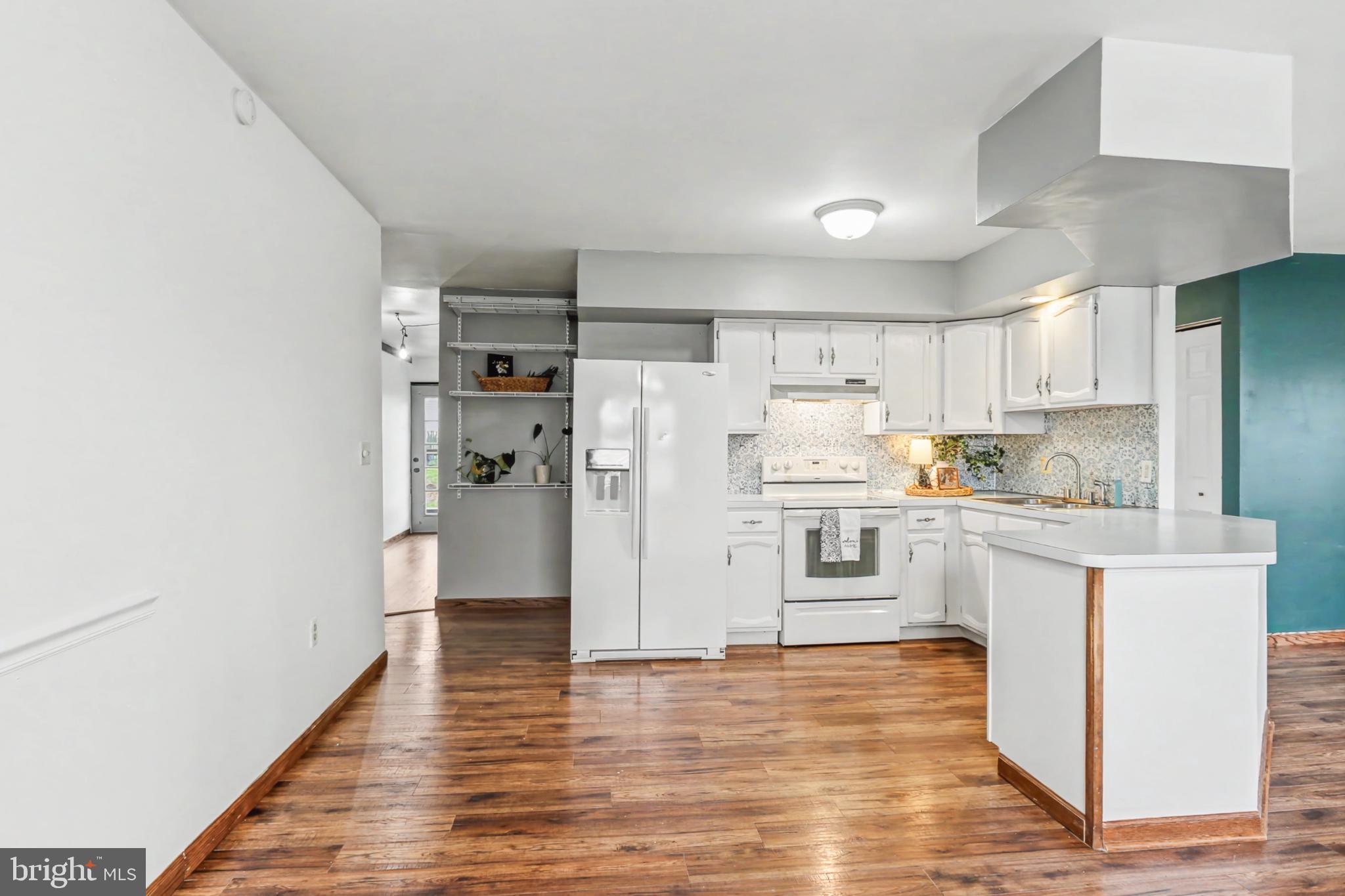 ROSEDALE - Residential