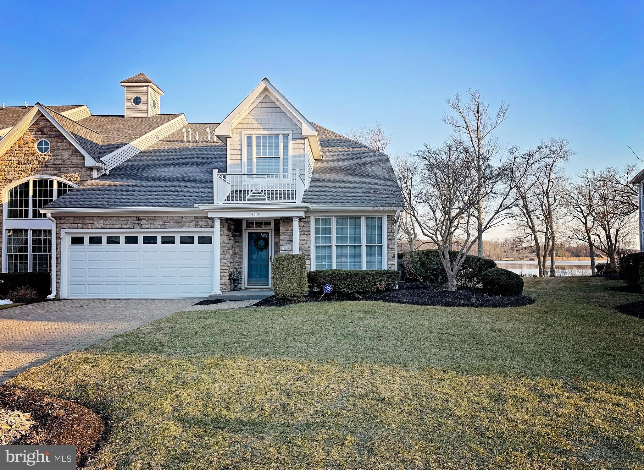 WATERS EDGE - Residential