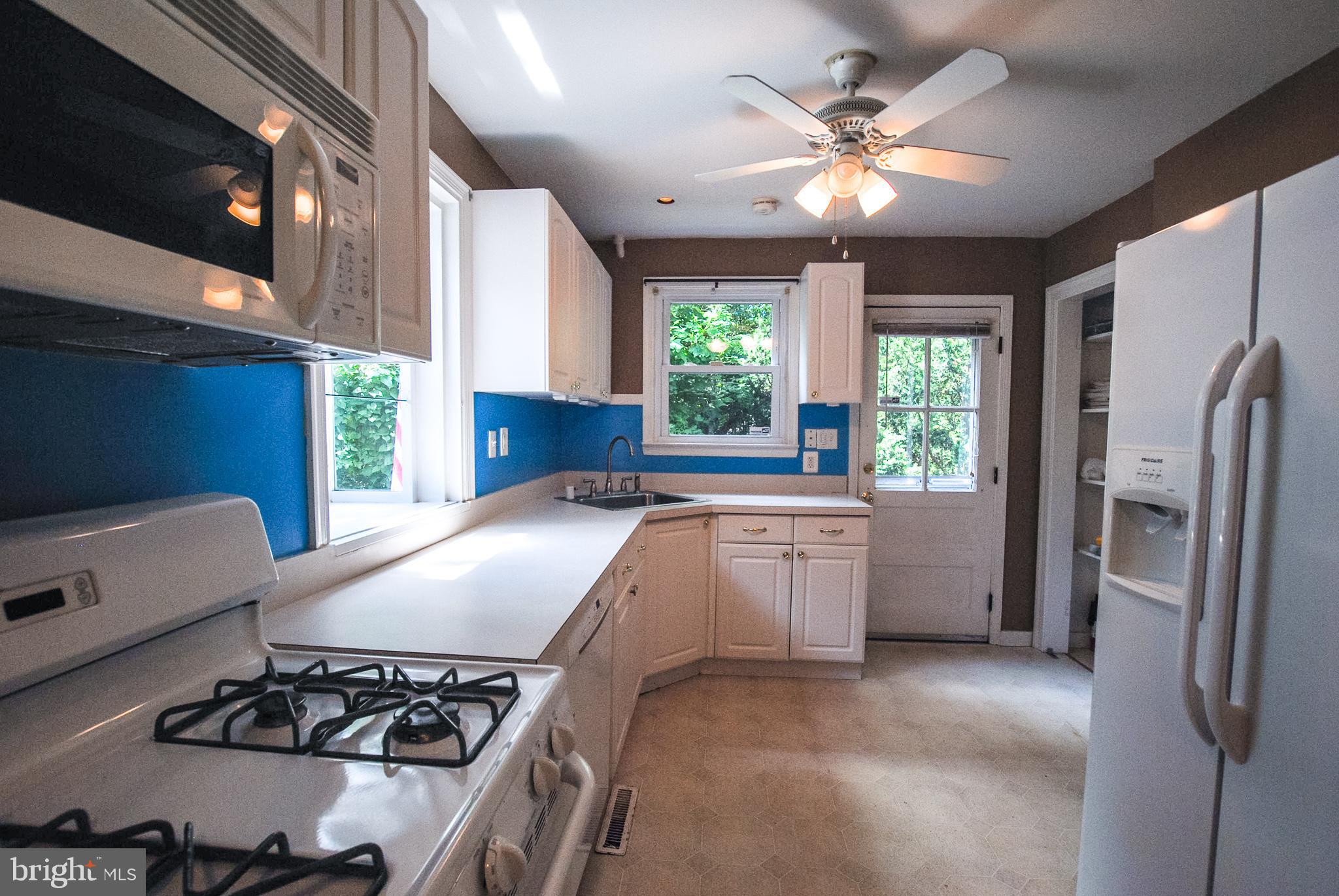 CARNEY/CUB HILL - Residential Lease