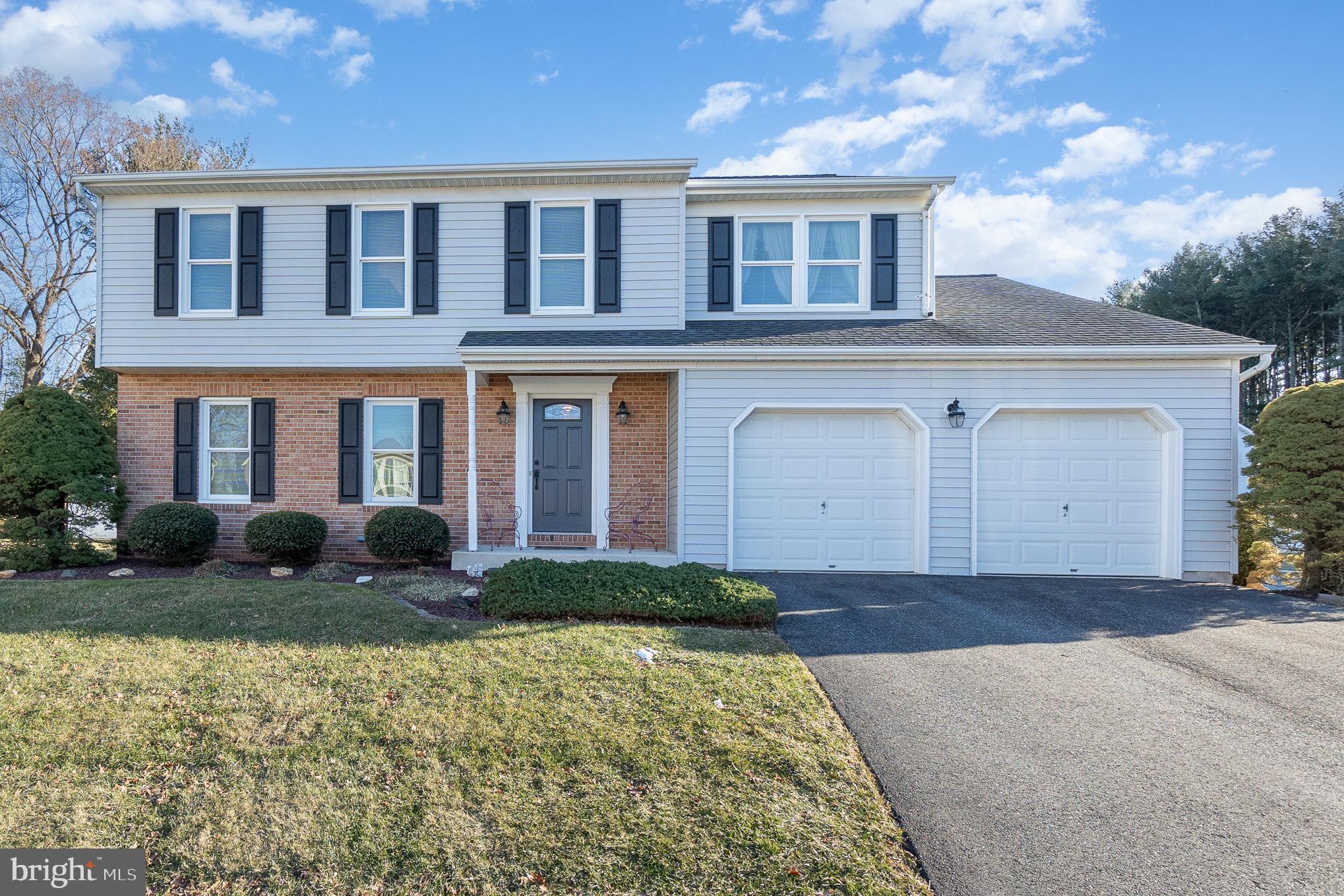 BIRCHWOOD MANOR - Residential