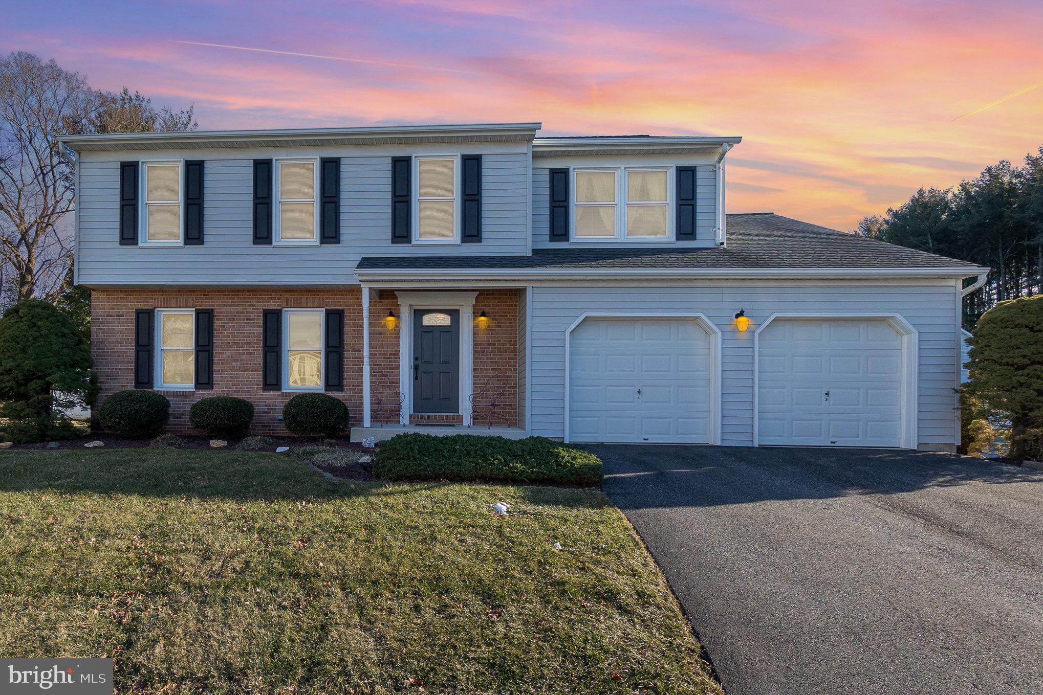 BIRCHWOOD MANOR - Residential