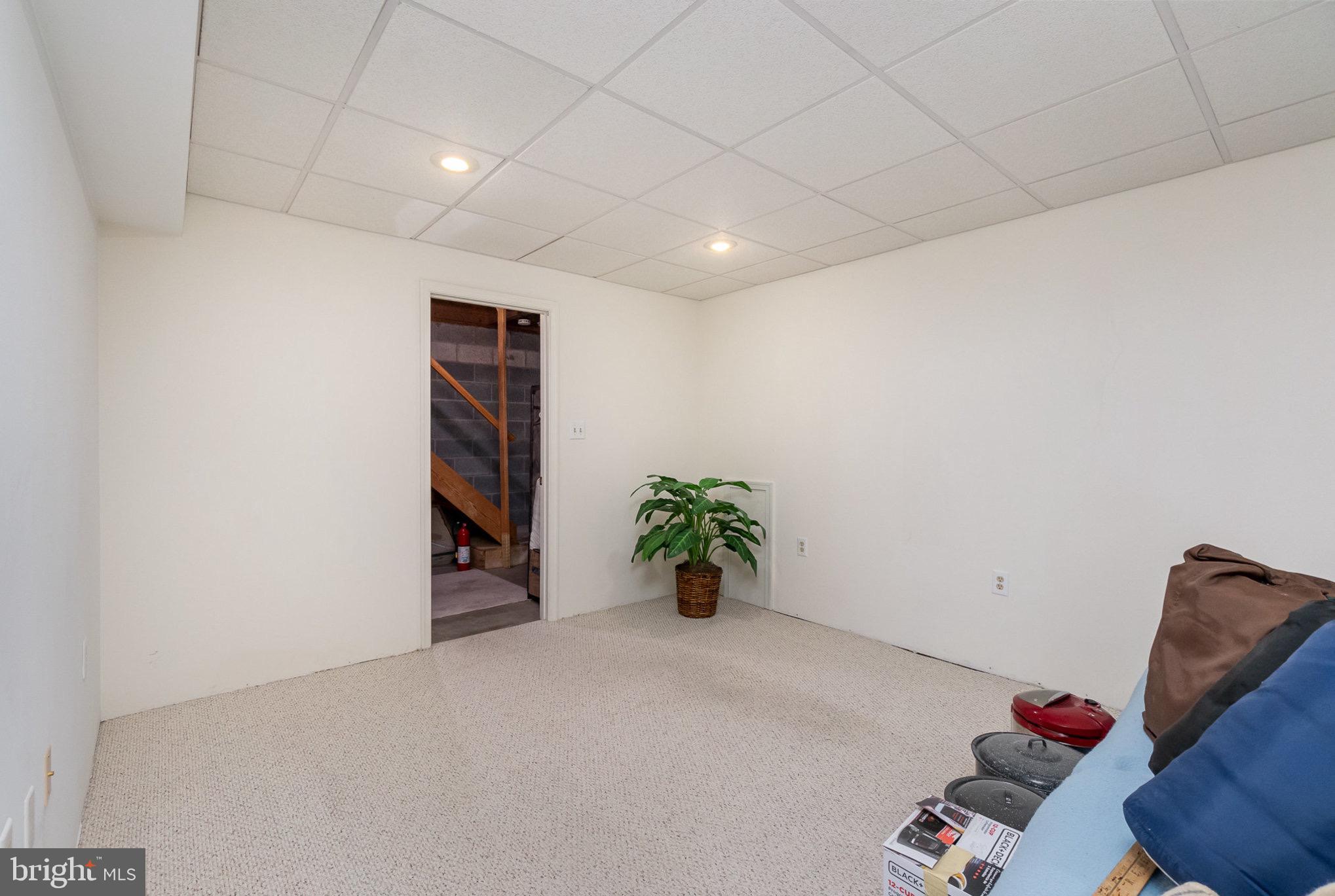 BIRCHWOOD MANOR - Residential