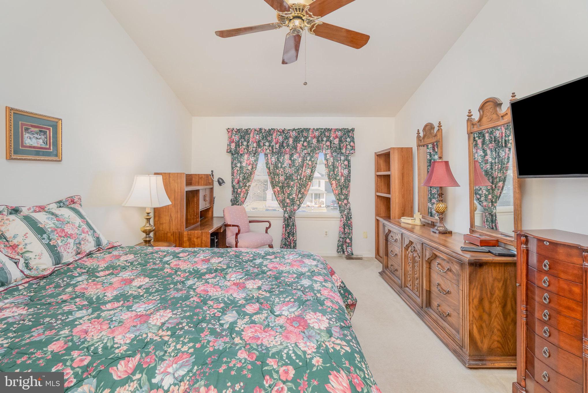 BIRCHWOOD MANOR - Residential