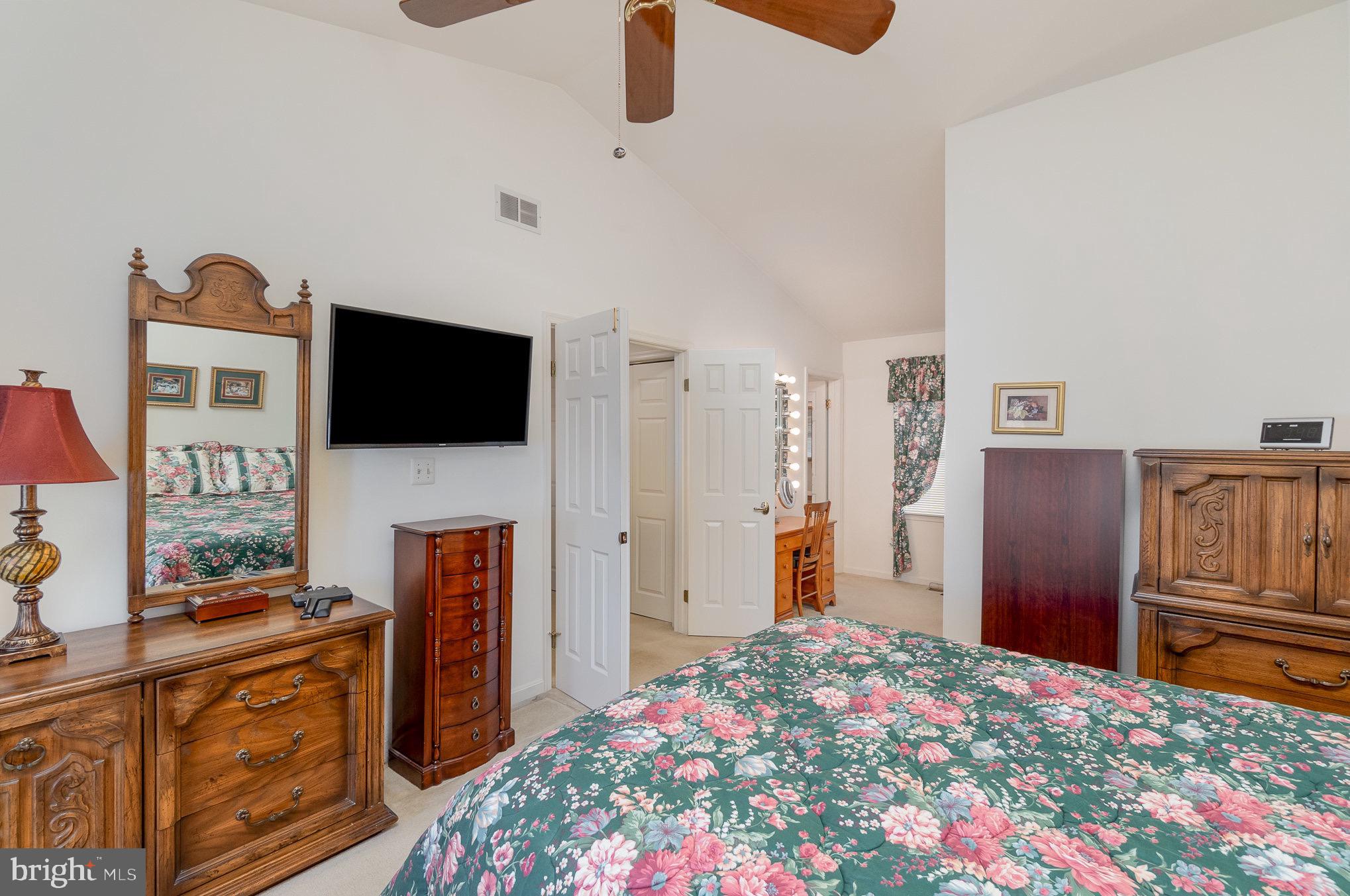 BIRCHWOOD MANOR - Residential