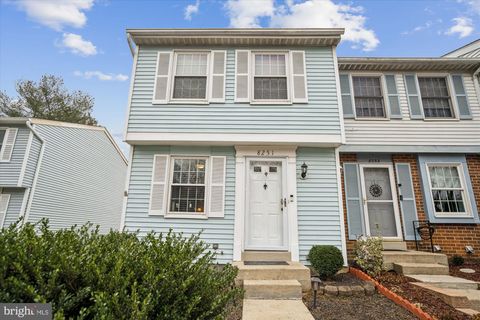 Townhouse For Sale - 8251 Mary Lee Lane<br/> Howard County, LAUREL, MD 20723