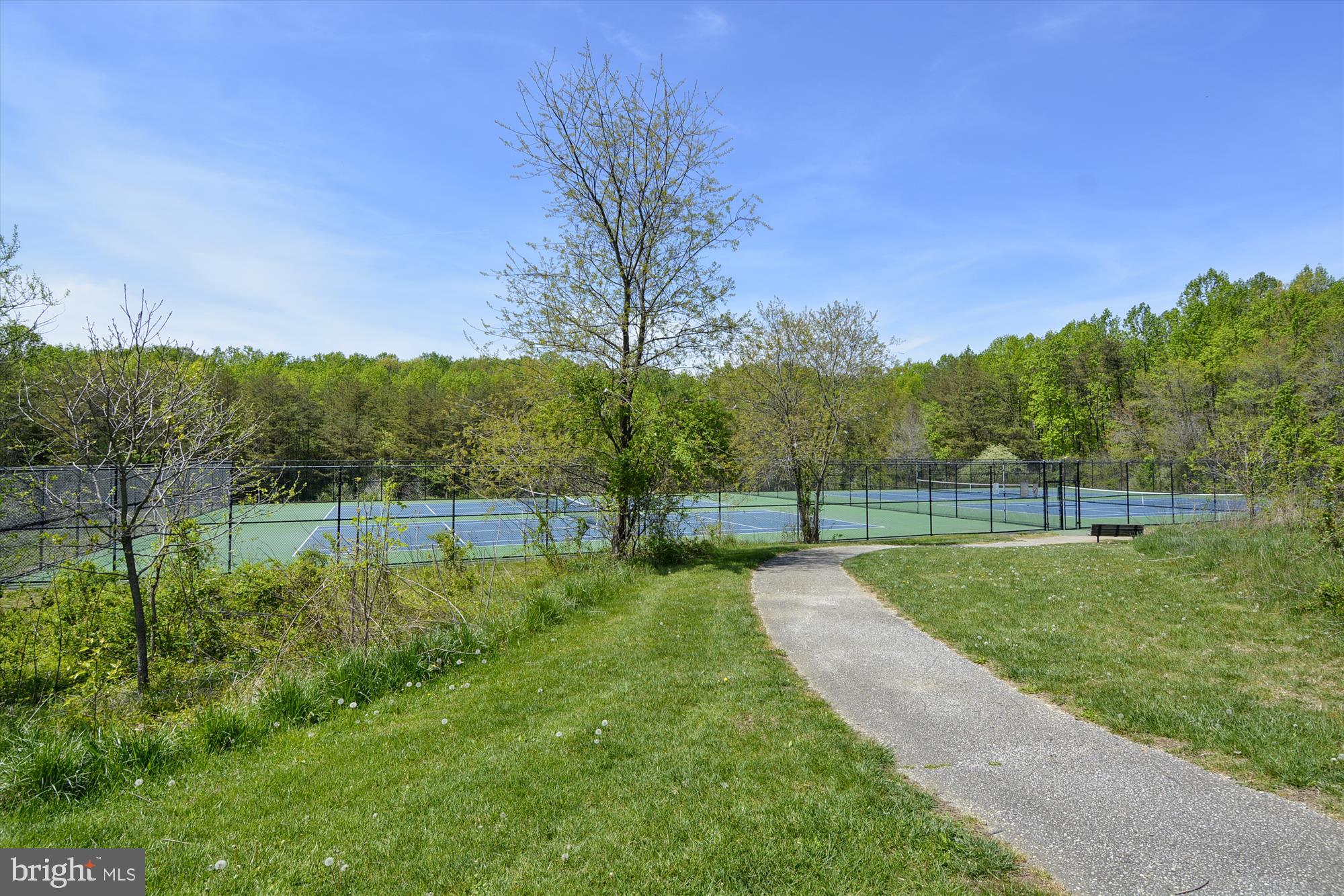 LEISHEAR VILLAGE - Residential