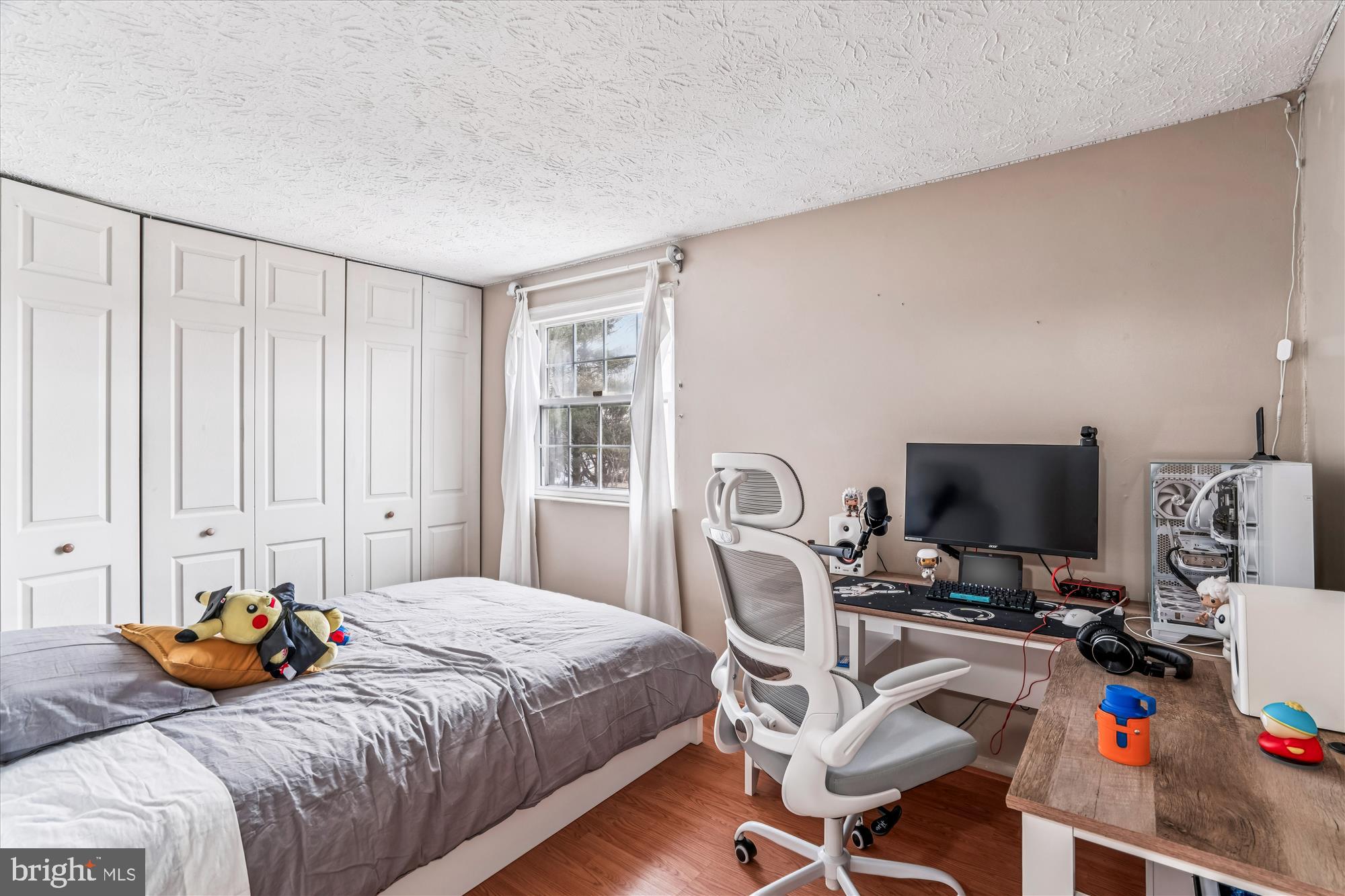 LEISHEAR VILLAGE - Residential