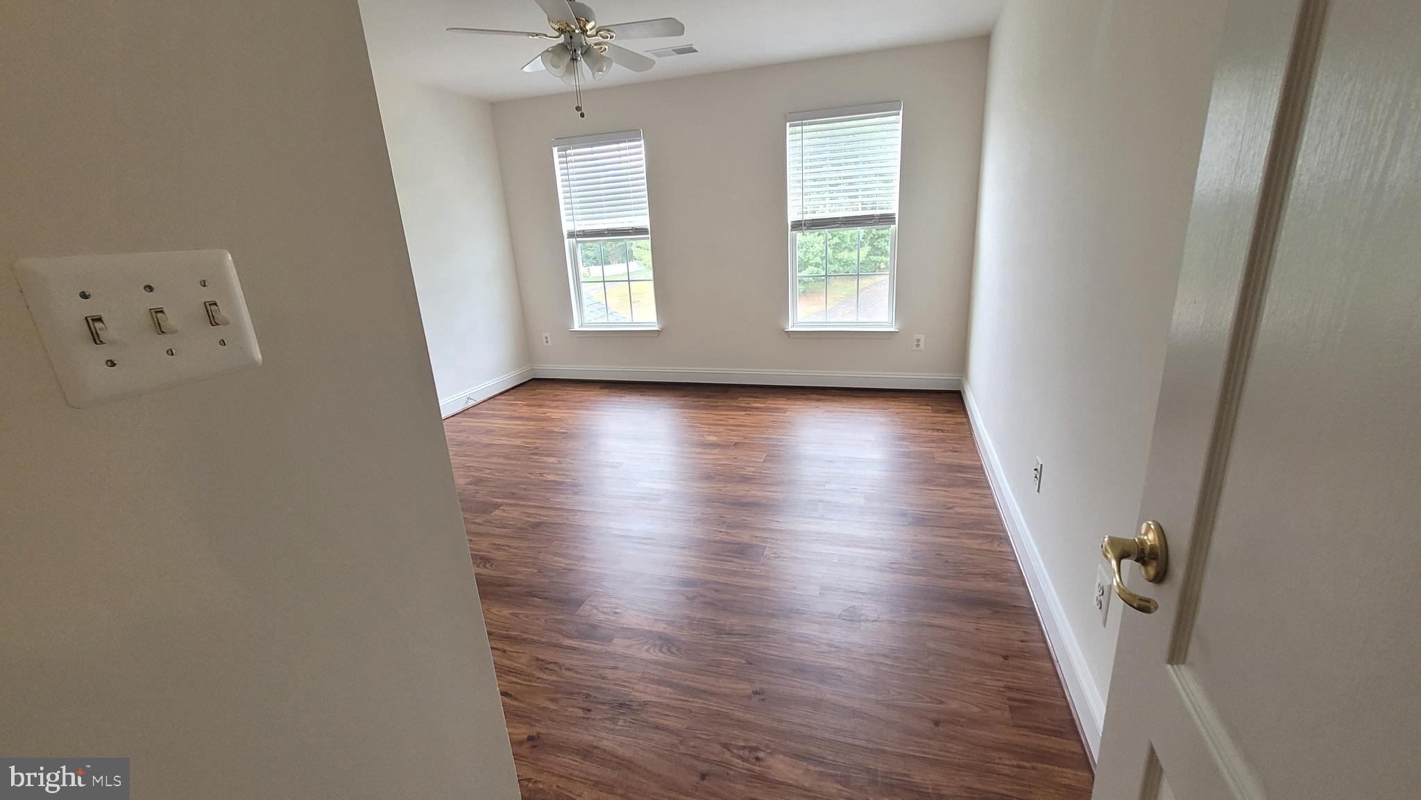 FOX HOLLOW - Residential Lease