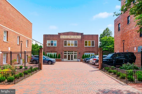MLS: DCDC2282414
