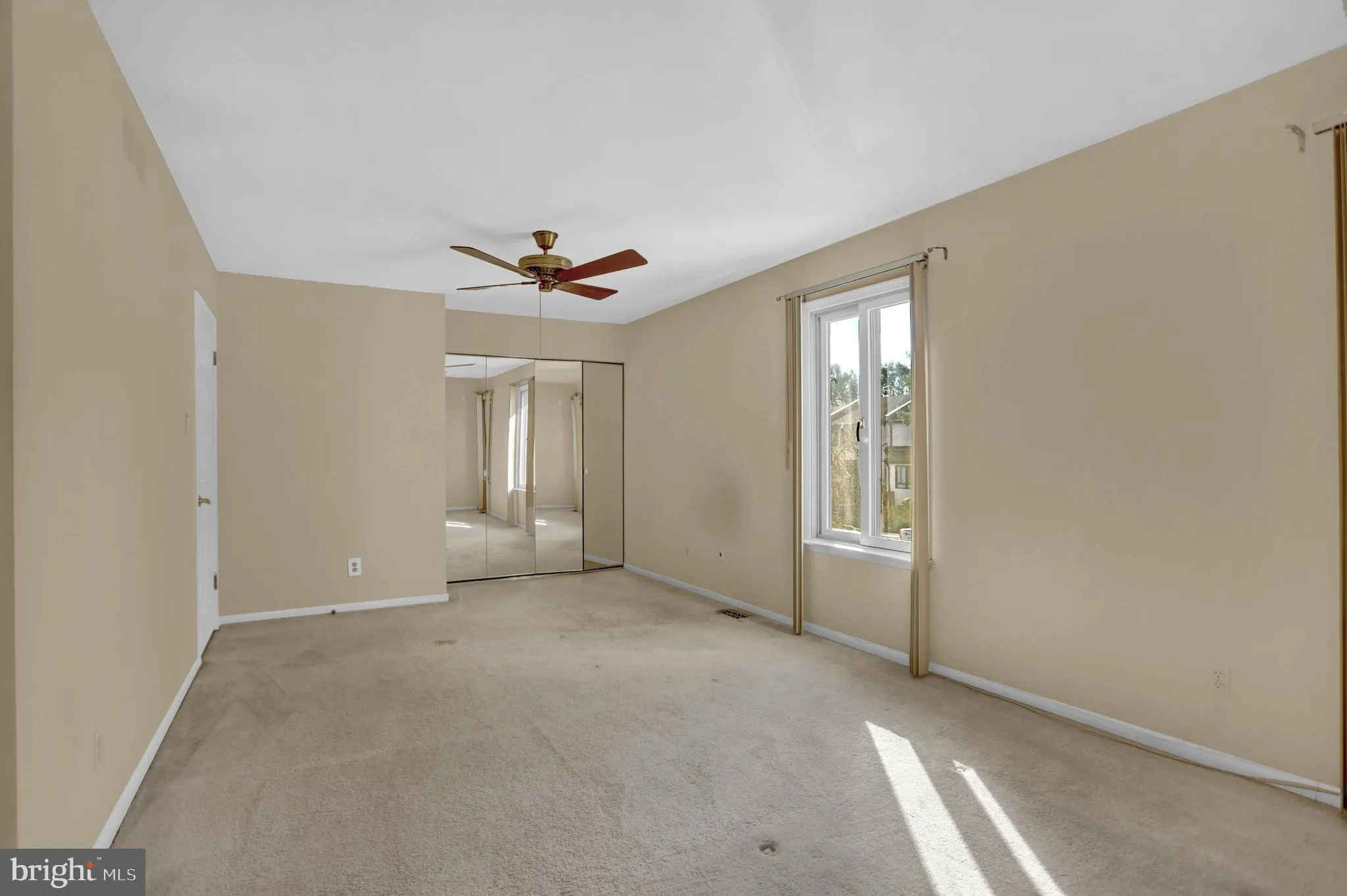 Baltimore, Maryland 21210, United States, 3 Bedrooms Bedrooms, ,4 BathroomsBathrooms,Residential,Coming Soon,224059