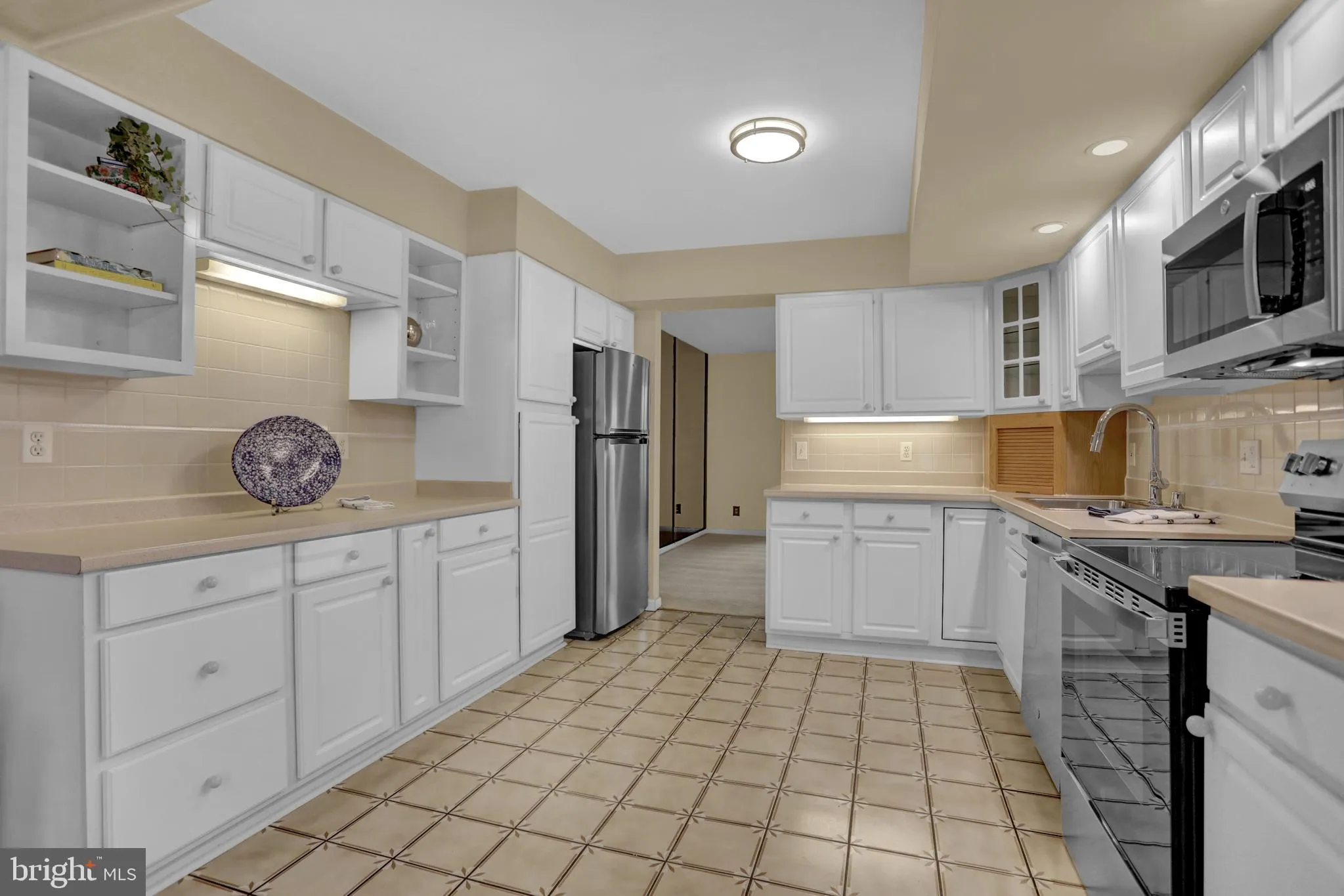 Baltimore, Maryland 21210, United States, 3 Bedrooms Bedrooms, ,4 BathroomsBathrooms,Residential,Coming Soon,224059