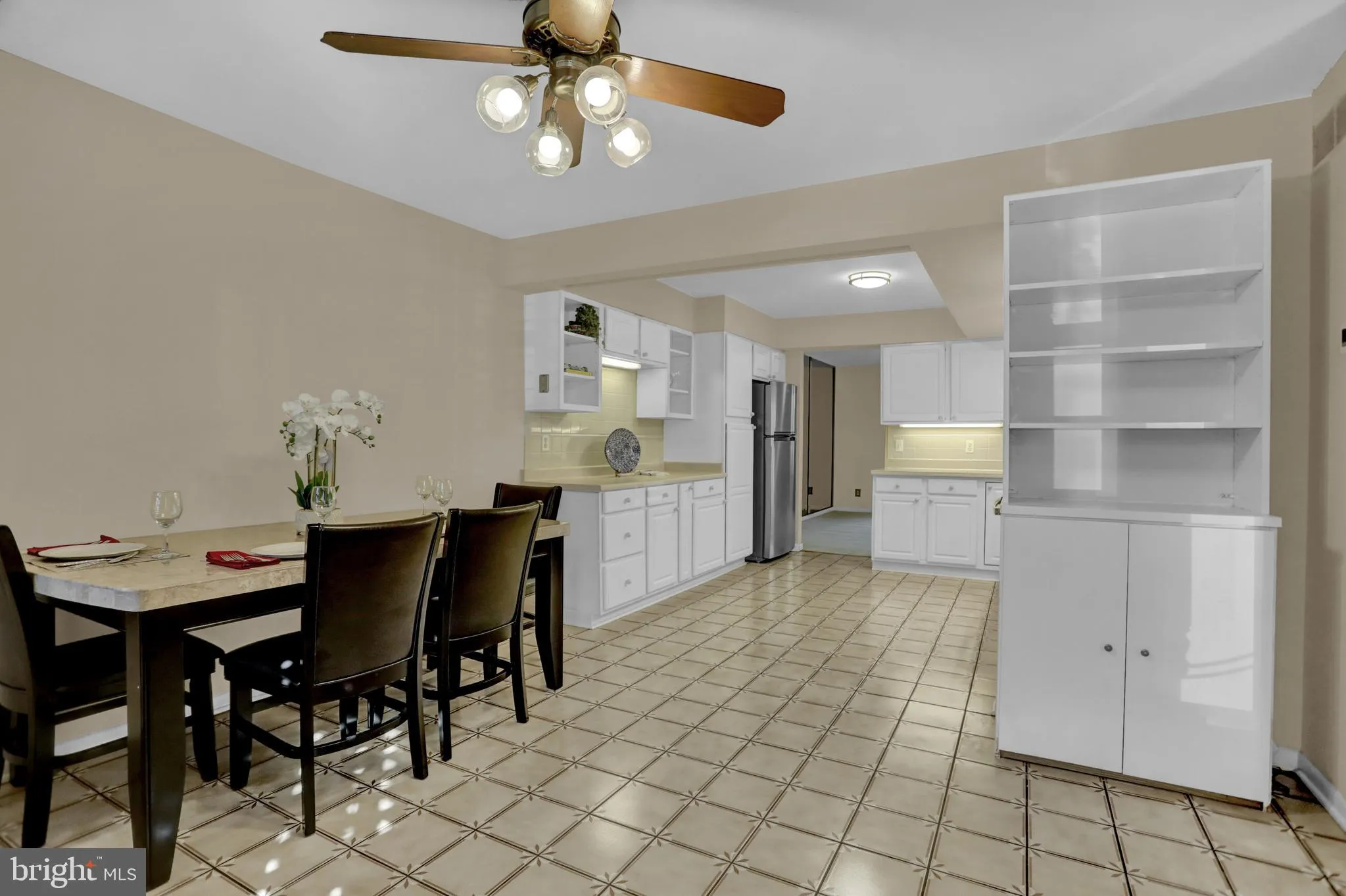 Baltimore, Maryland 21210, United States, 3 Bedrooms Bedrooms, ,4 BathroomsBathrooms,Residential,Coming Soon,224059