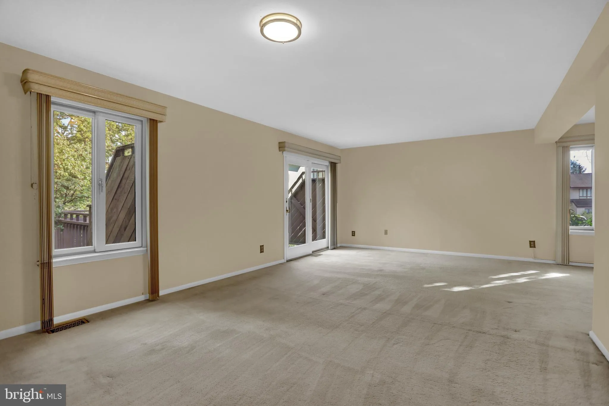 Baltimore, Maryland 21210, United States, 3 Bedrooms Bedrooms, ,4 BathroomsBathrooms,Residential,Coming Soon,224059