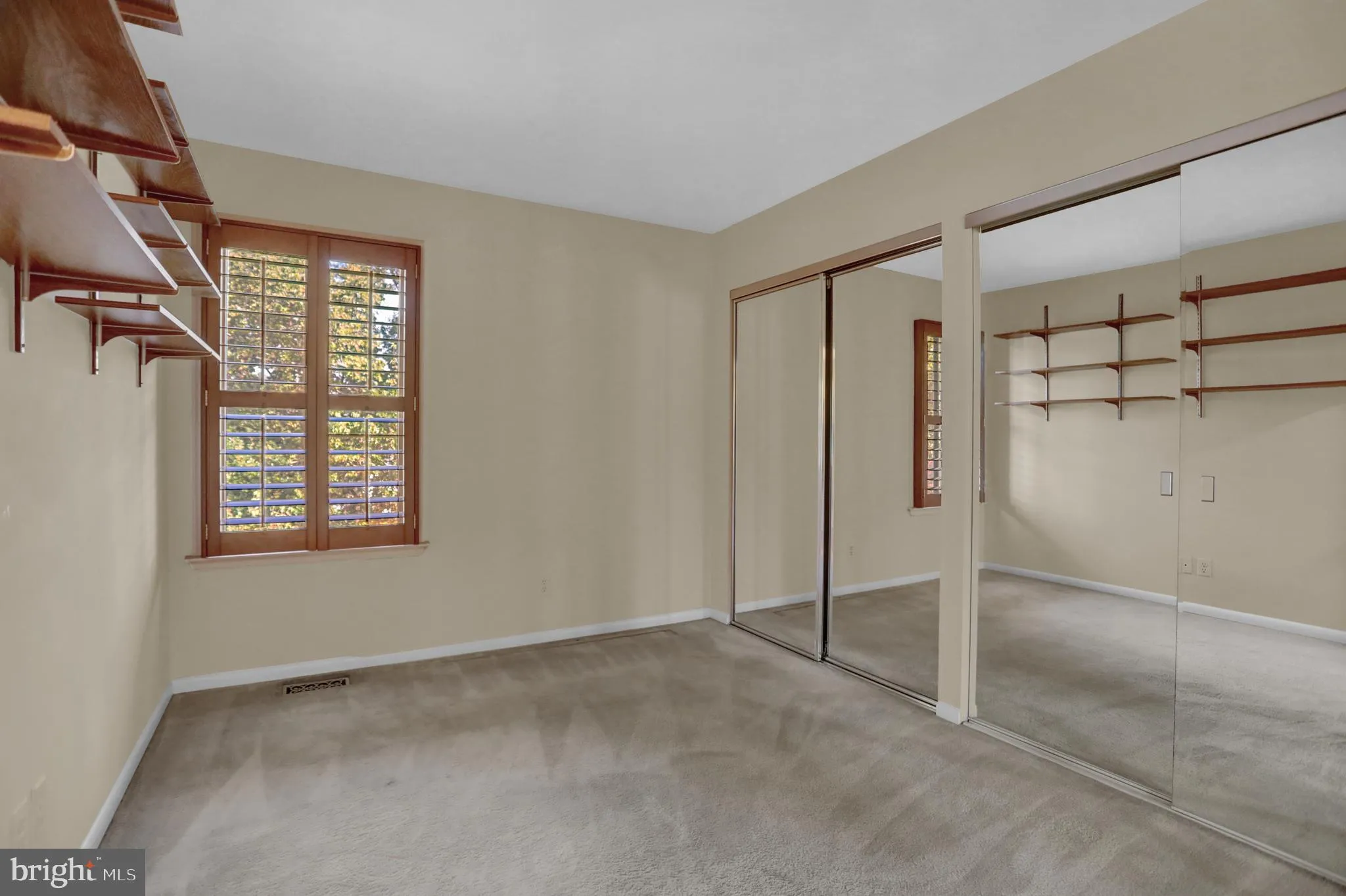 Baltimore, Maryland 21210, United States, 3 Bedrooms Bedrooms, ,4 BathroomsBathrooms,Residential,Coming Soon,224059